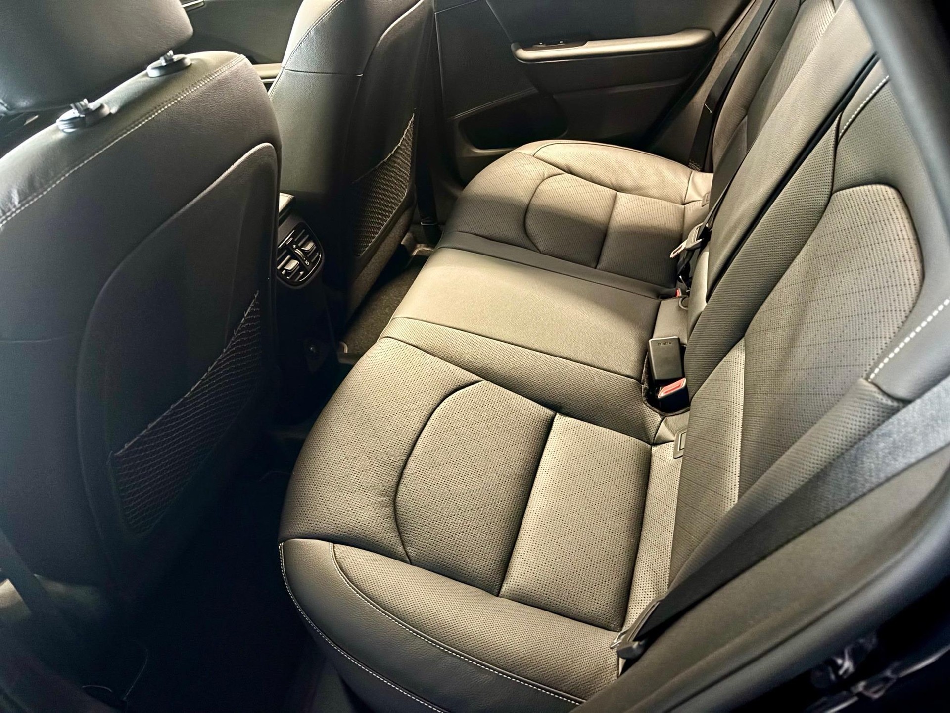 KIA XCeed 1.6 T-GDi GT-Line-image-7