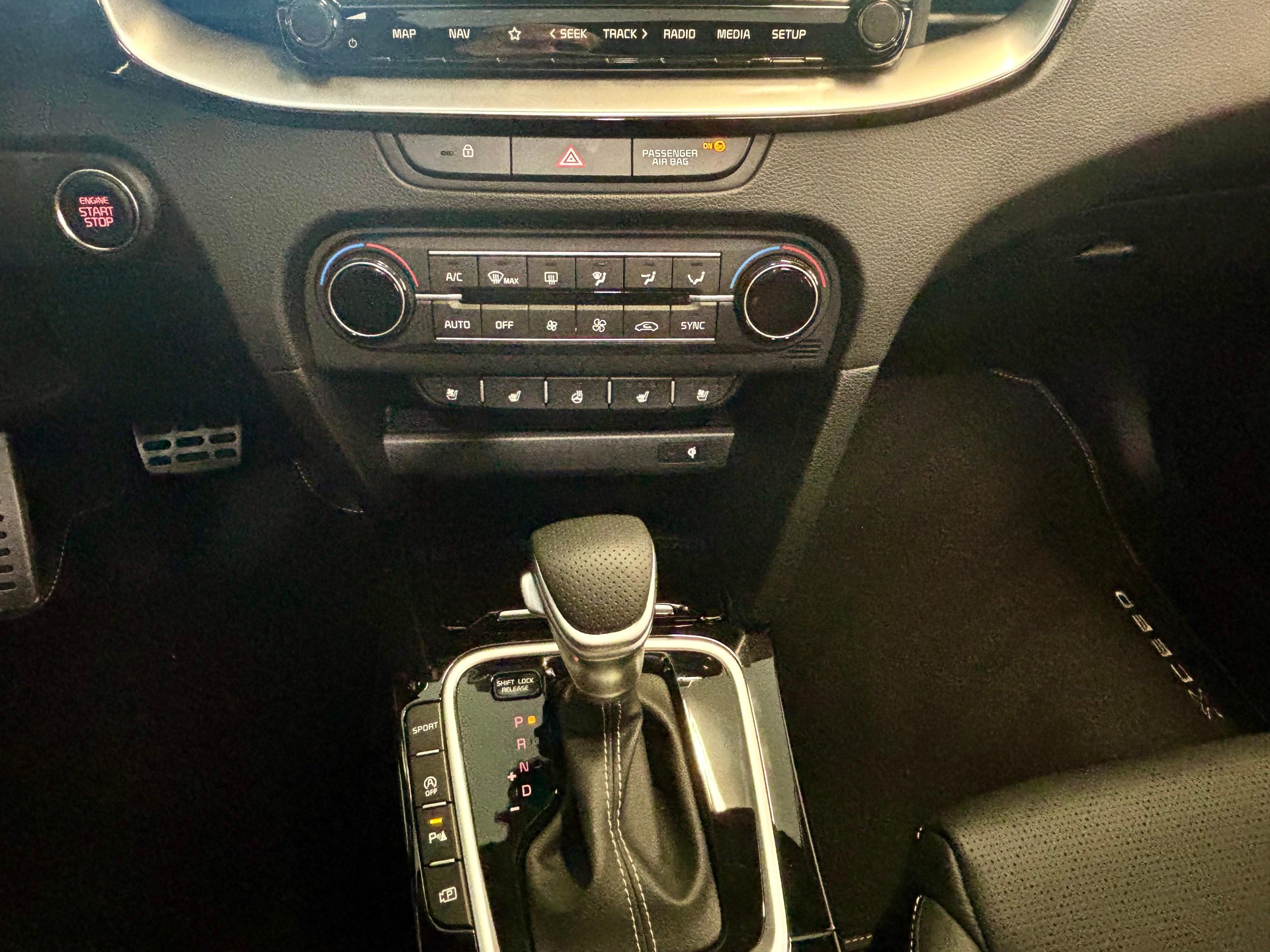 KIA XCeed 1.6 T-GDi GT-Line-image-9