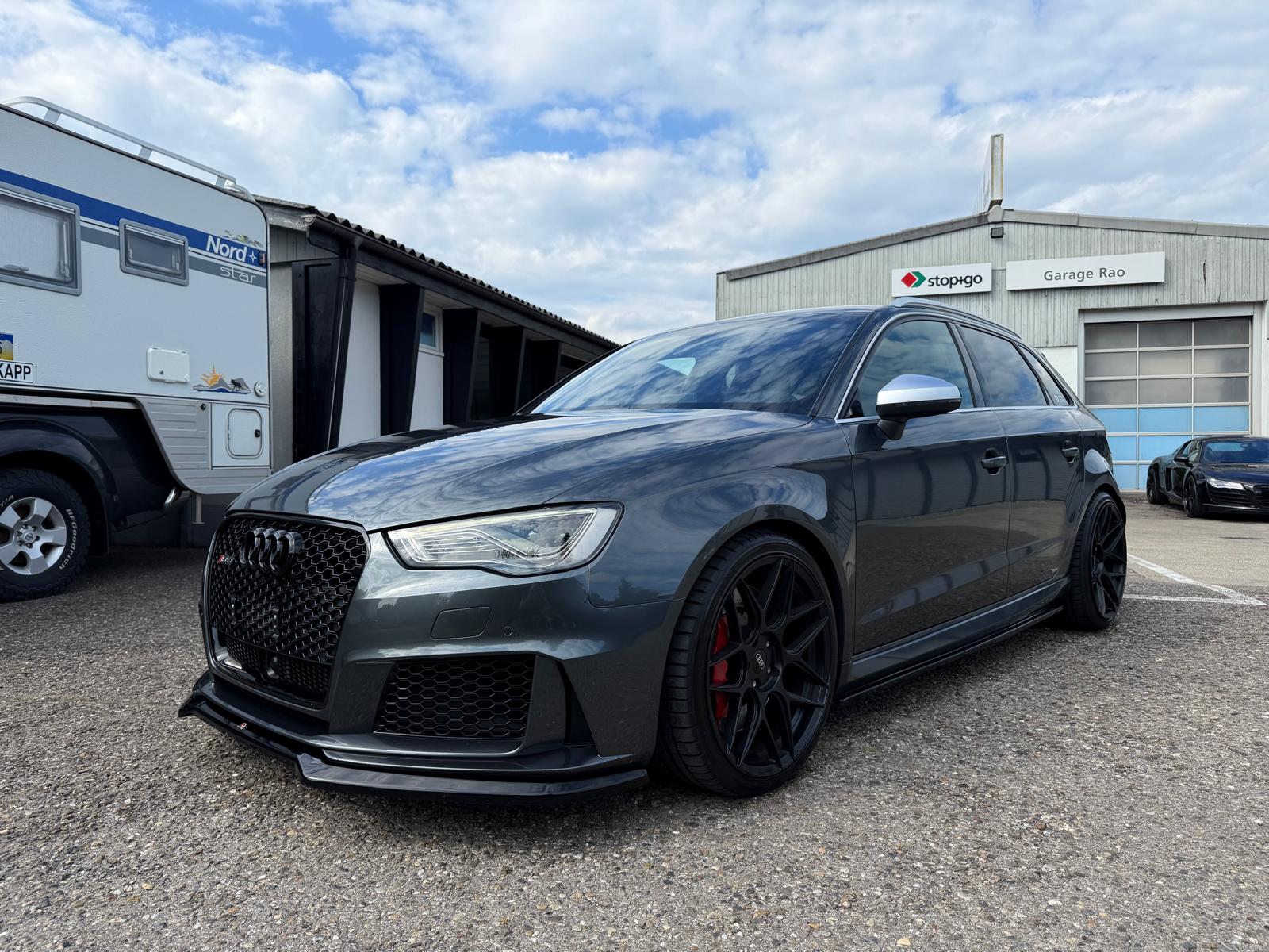 AUDI RS3 2.5 TSI quattro S-tronic