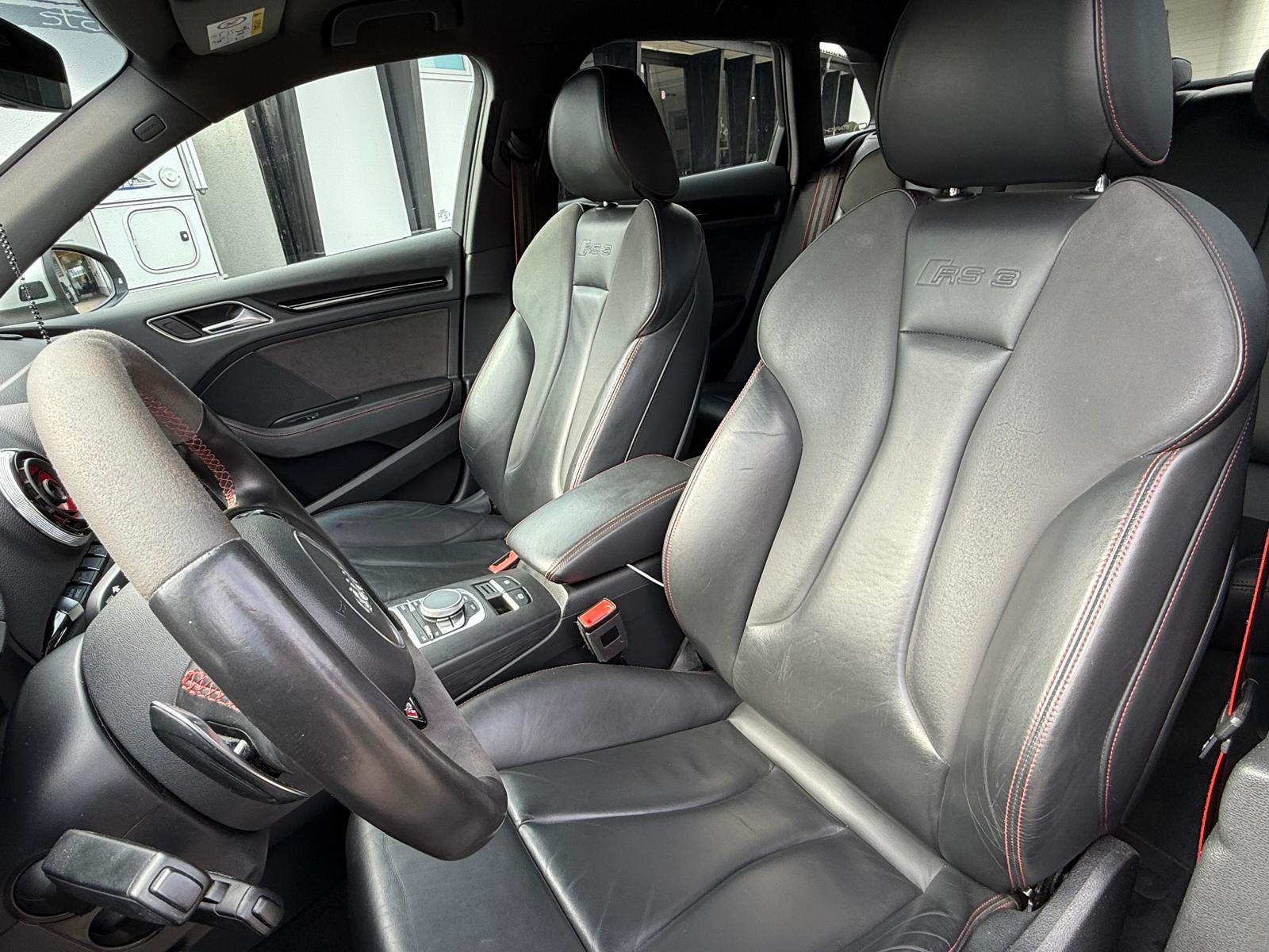 AUDI RS3 2.5 TSI quattro S-tronic-image-8