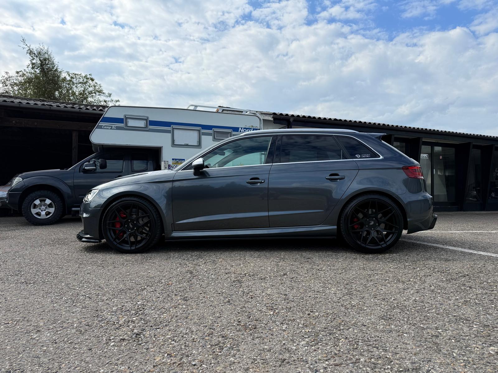 AUDI RS3 2.5 TSI quattro S-tronic-image-6