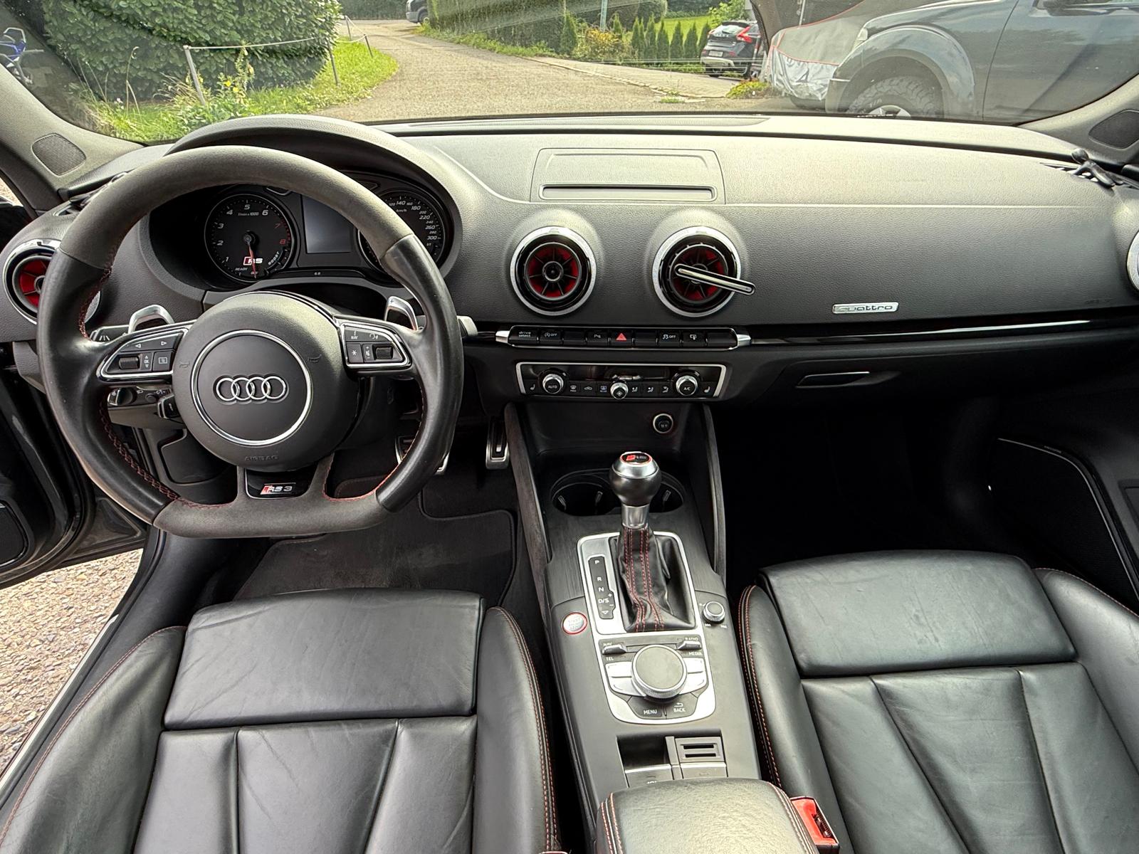 AUDI RS3 2.5 TSI quattro S-tronic-image-9