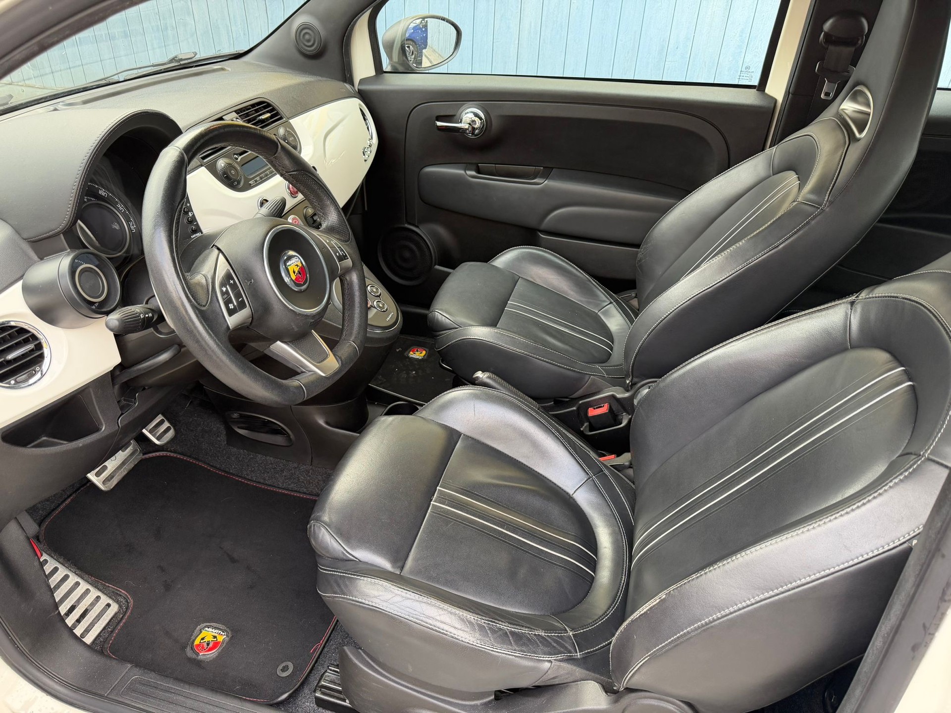 FIAT 500C 1.4 16V Turbo Abarth Dualogic-image-17