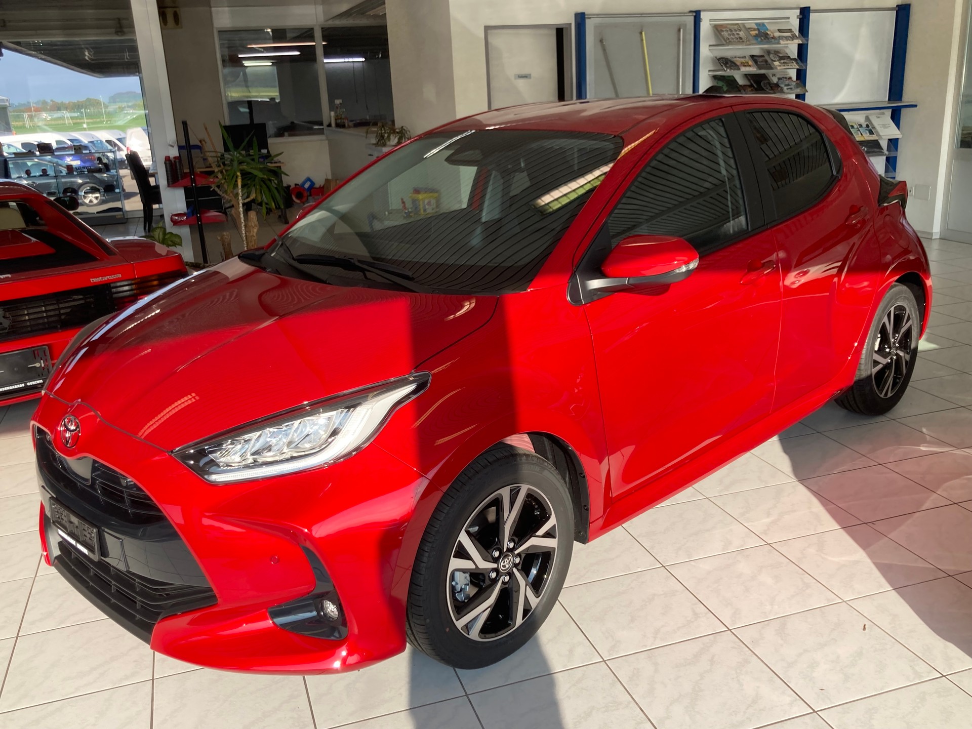 TOYOTA Yaris 1.5 Trend Plus e-CVT-image-7