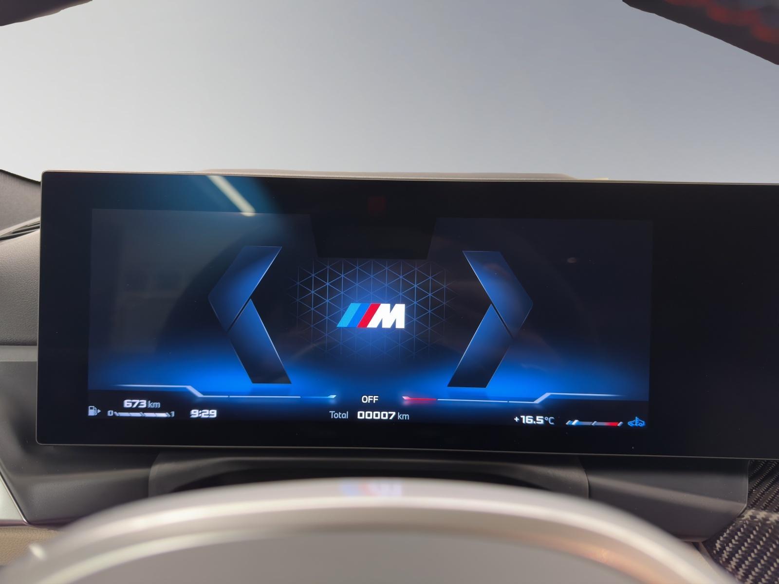 BMW M440i xDrive Coupé-image-14