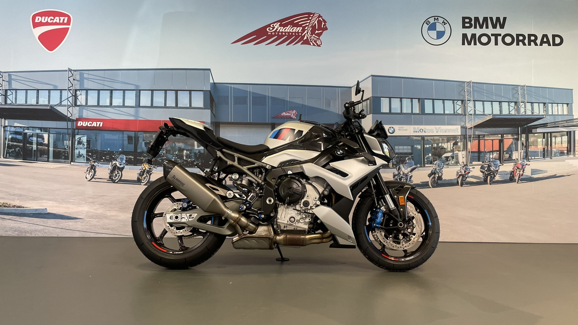 BMW M 1000 R Competition Leasing à partir de 2.9%-image-4