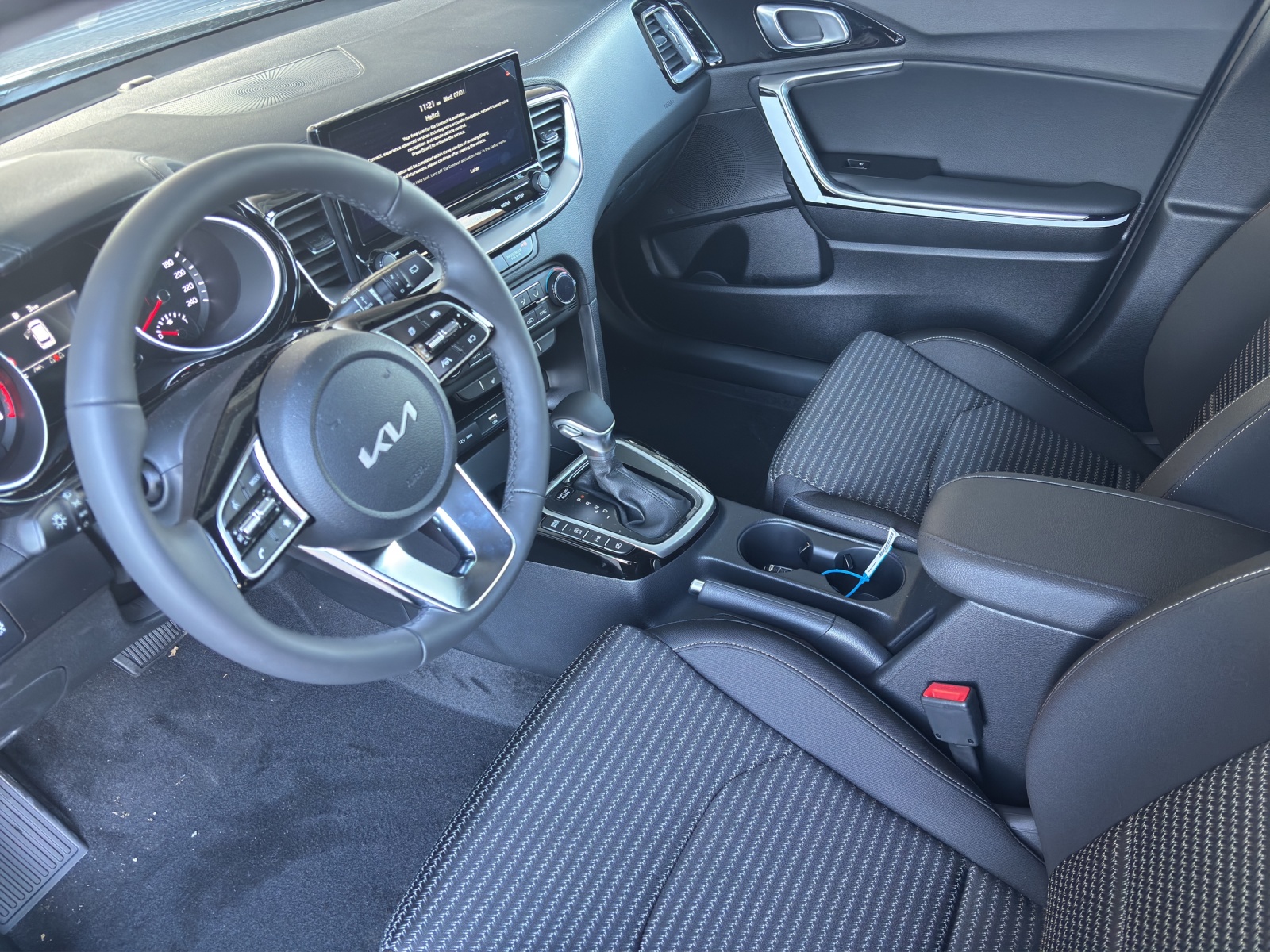 KIA Ceed SW 1.5 T-GDi MHEV Power-image-8