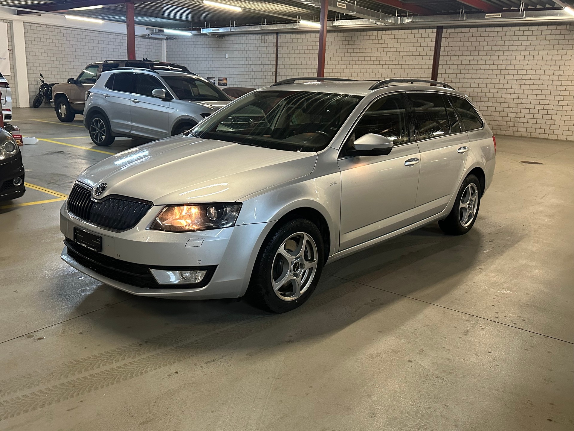 SKODA Octavia Combi 2.0 TDI Ambition 4x4 DSG