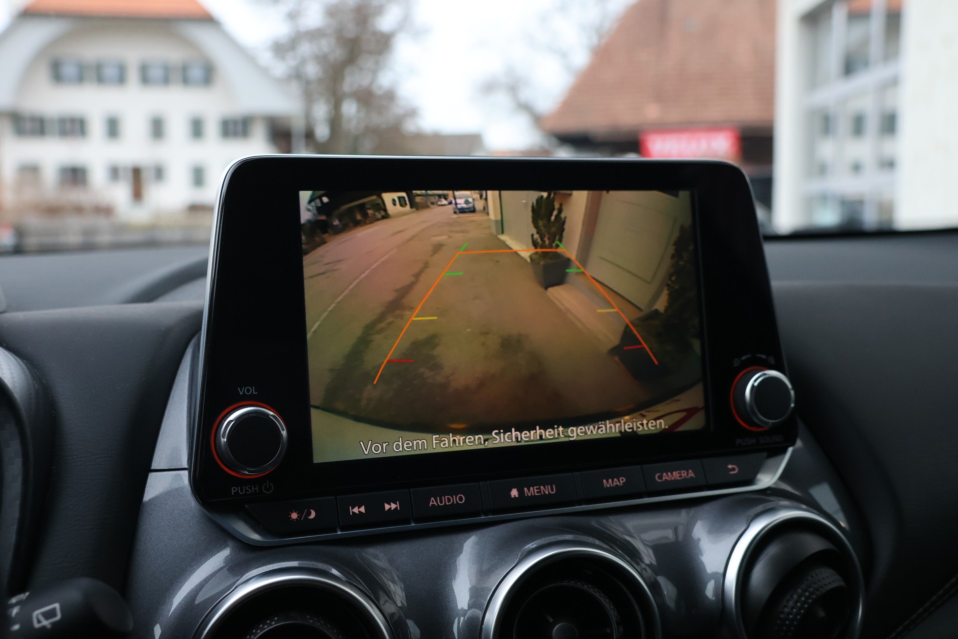 NISSAN Juke 1.6 FHEV N-Connecta (CH) "Unplugged Limited Edition 079/500"-image-17