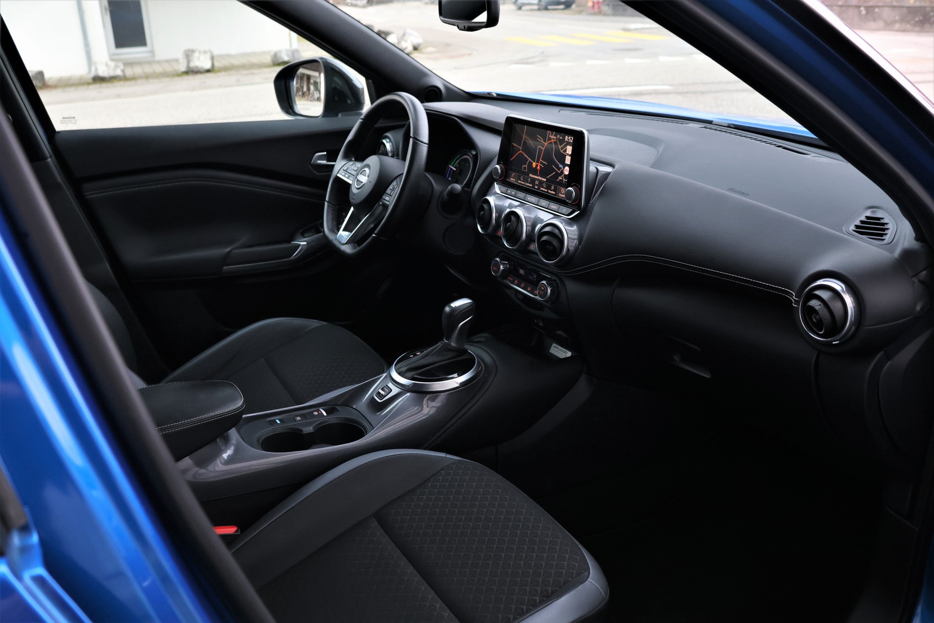 NISSAN Juke 1.6 FHEV N-Connecta (CH) "Unplugged Limited Edition 079/500"-image-15