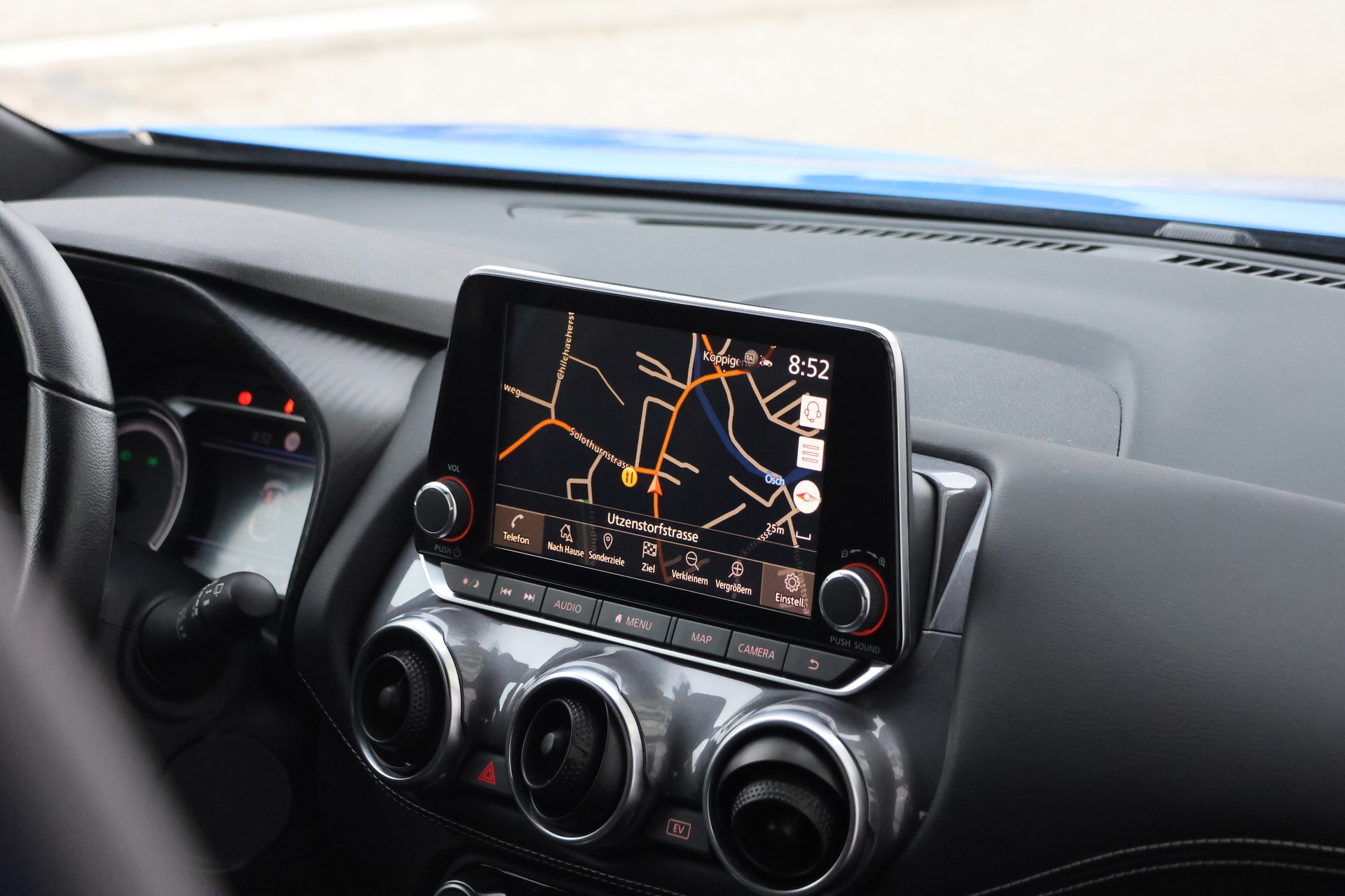 NISSAN Juke 1.6 FHEV N-Connecta (CH) "Unplugged Limited Edition 079/500"-image-16