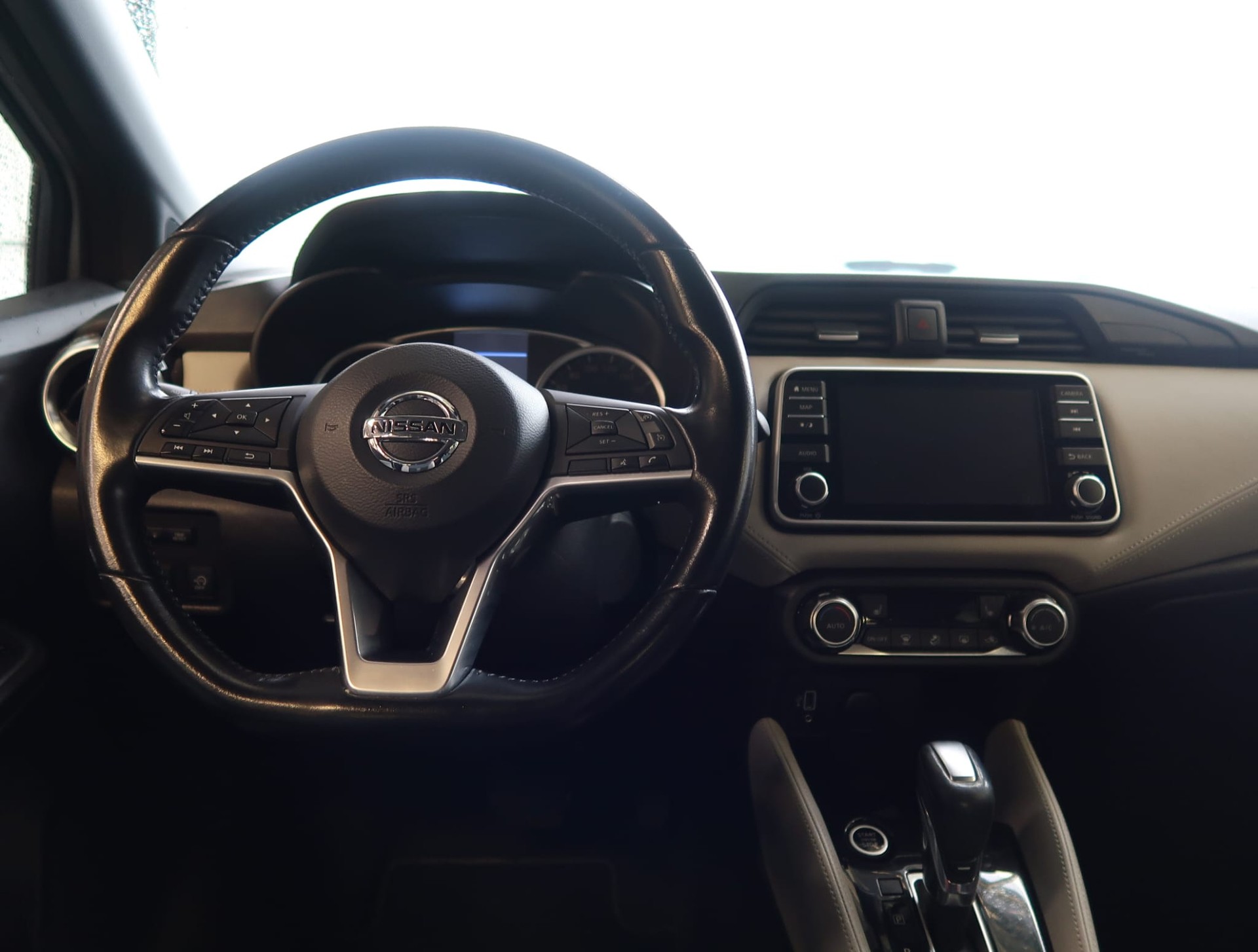 NISSAN Micra IG-T 100 Xtronic tekna (édition)-image-9