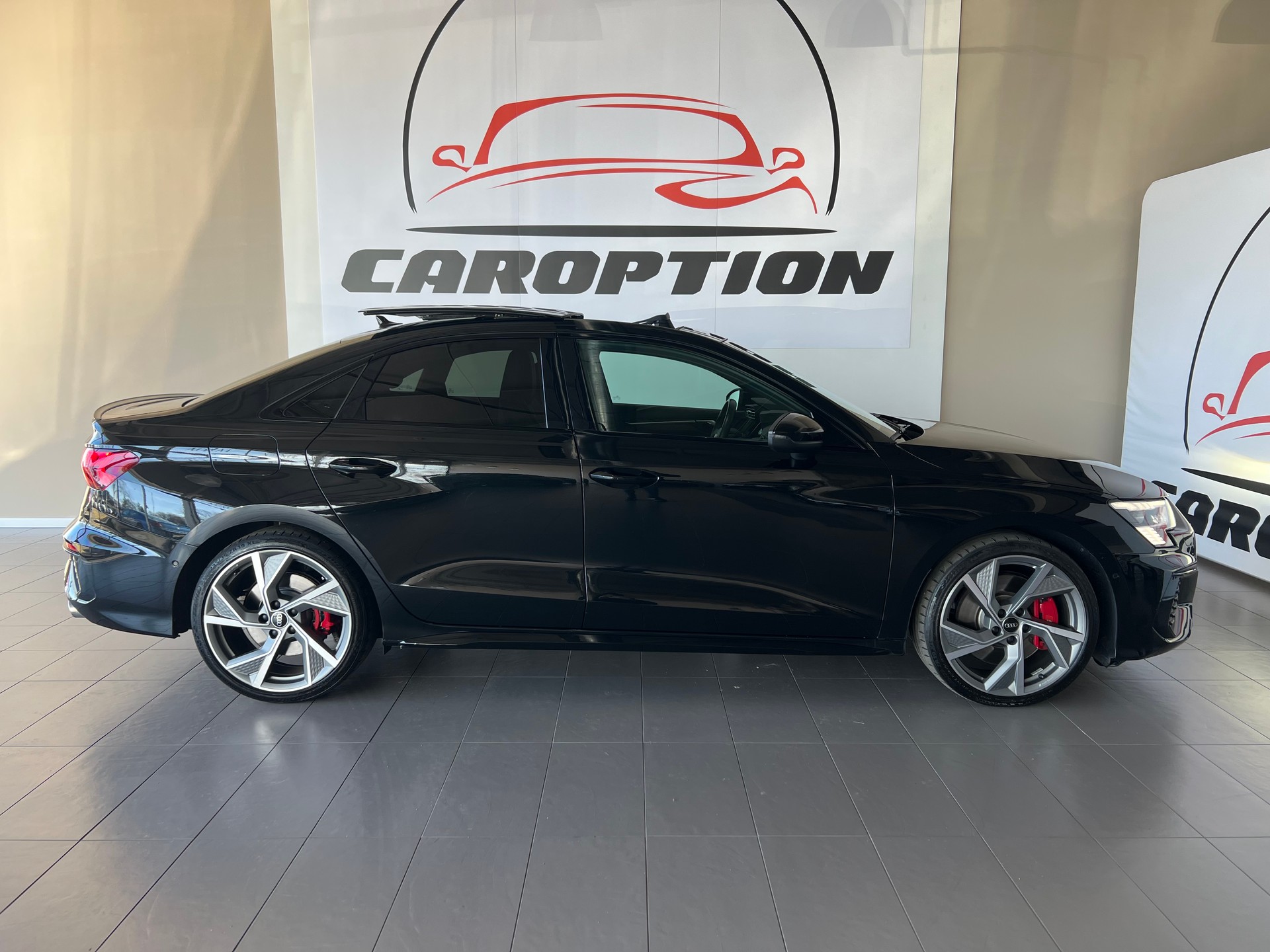 AUDI S3 Limousine 2.0 TFSI quattro S-tronic-showroom-element-3