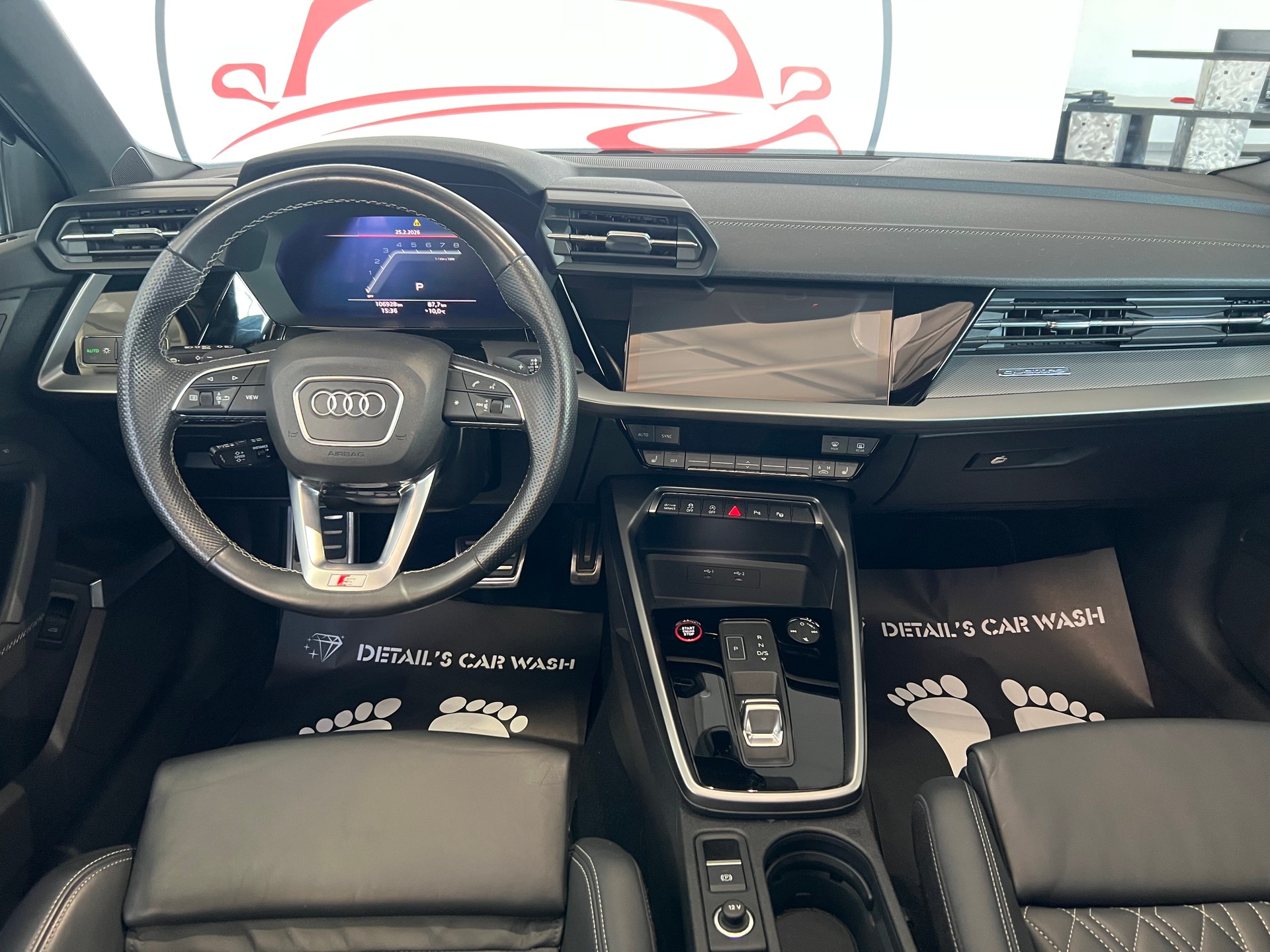 AUDI S3 Limousine 2.0 TFSI quattro S-tronic-image-12