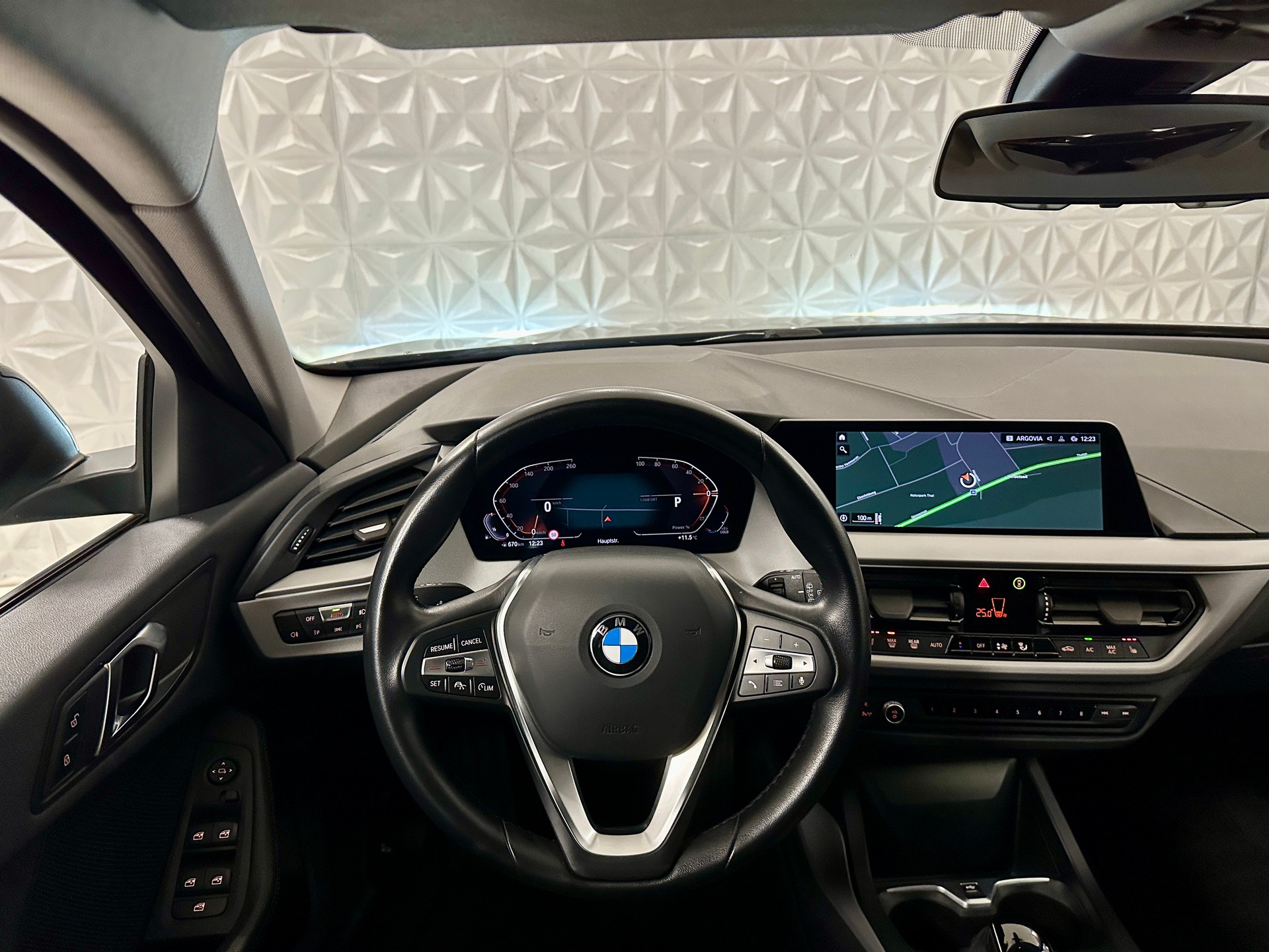 BMW 118i Steptronic-image-21