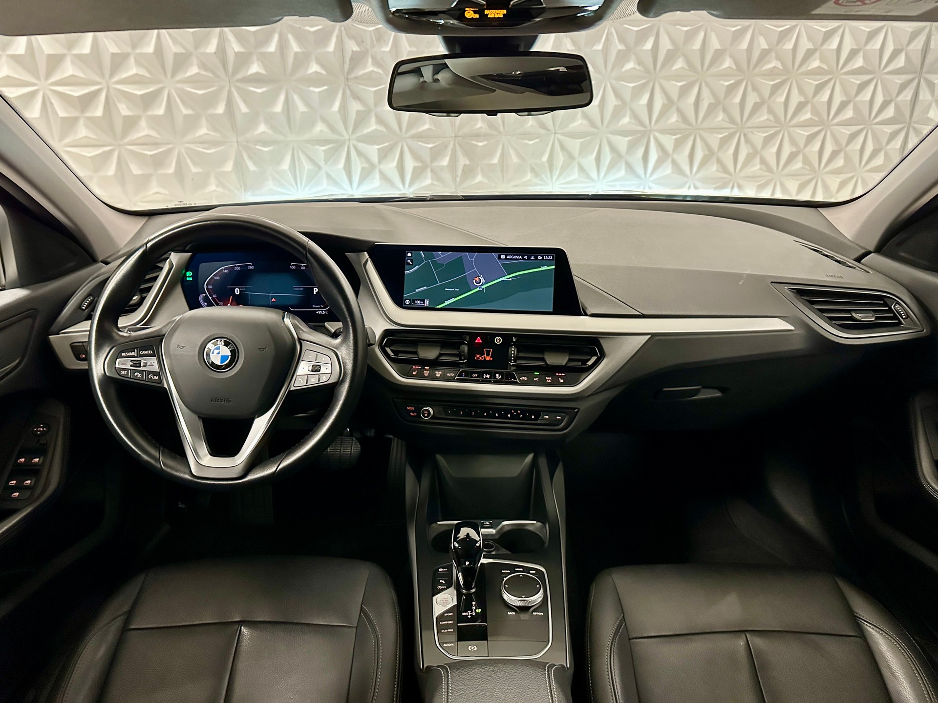 BMW 118i Steptronic-image-13