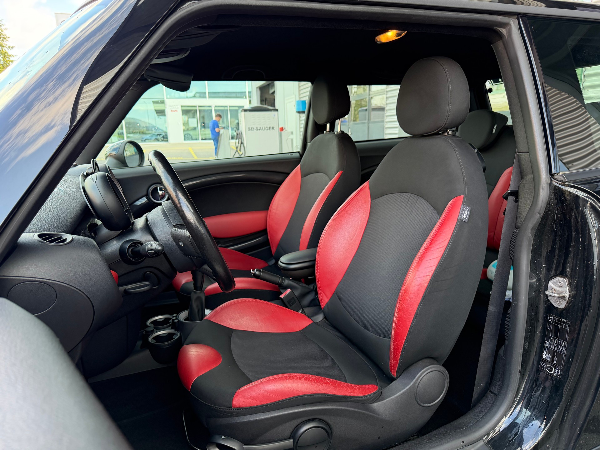 MINI Cooper S-image-11