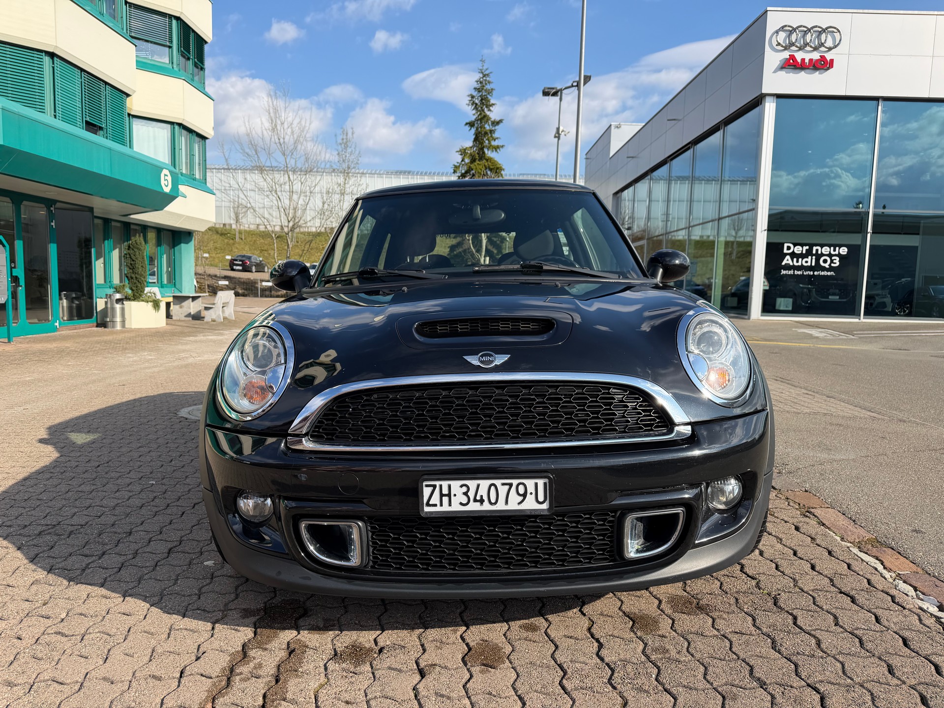 MINI Cooper S-image-1