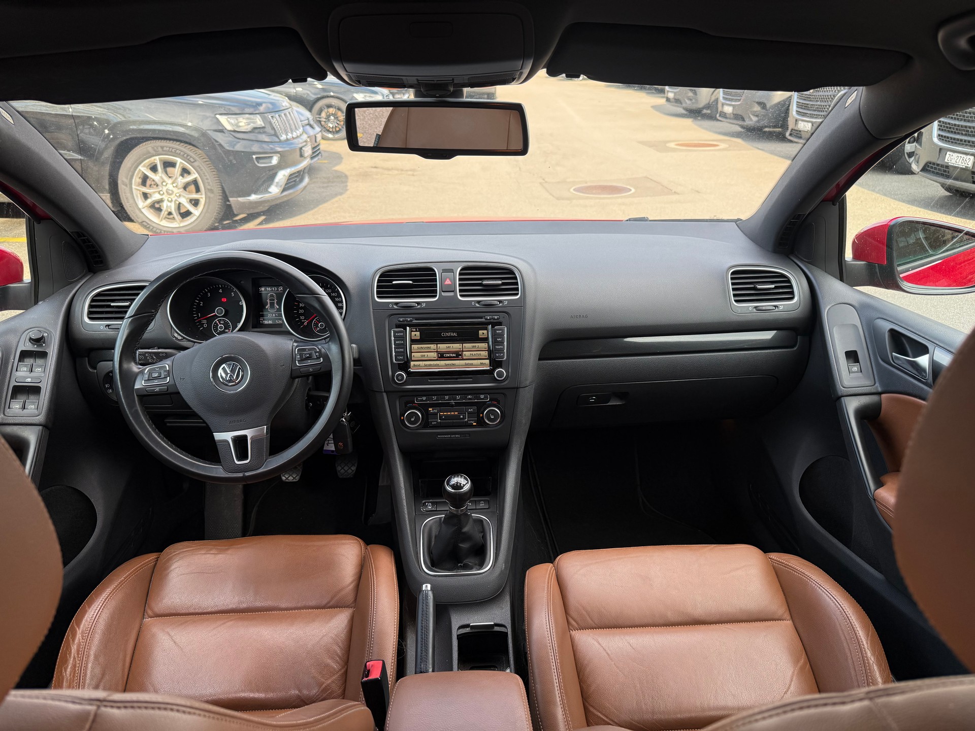 VW Golf 1.2 TSI BlueMotion Technology Trendline-image-9