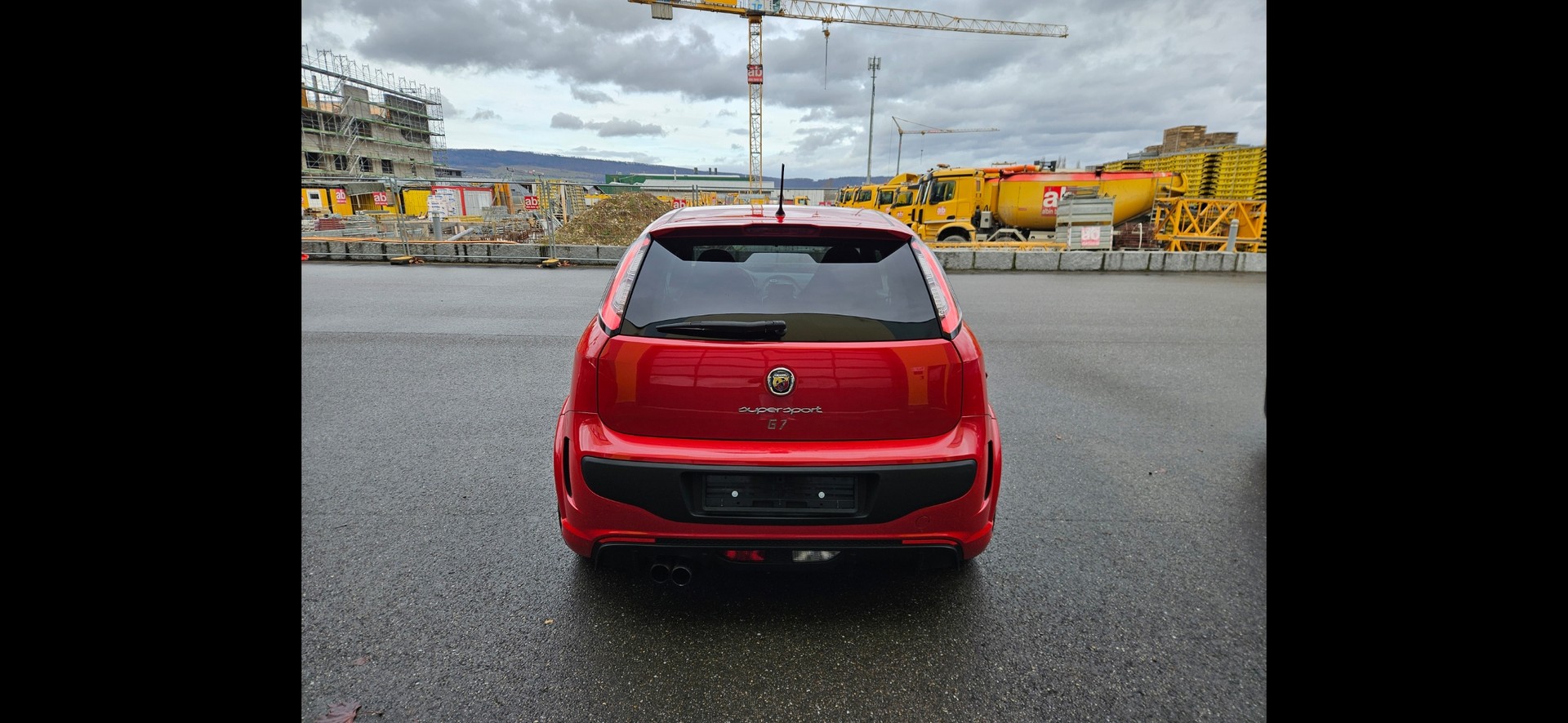 FIAT Punto 1.4 16V Turbo Abarth Supersport-image-3
