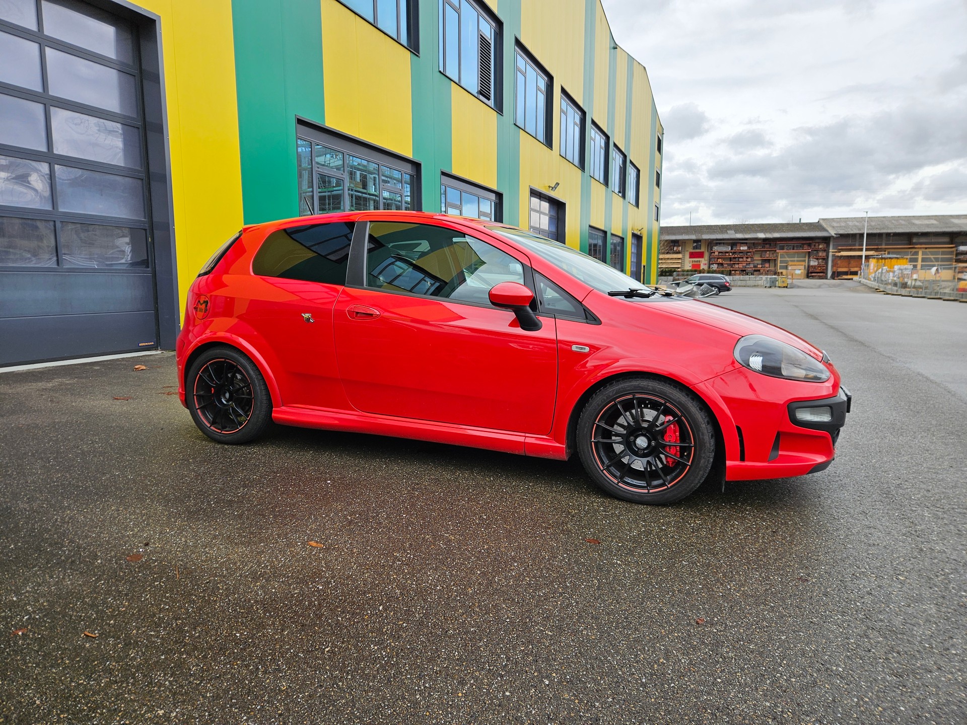 FIAT Punto 1.4 16V Turbo Abarth Supersport-image-1