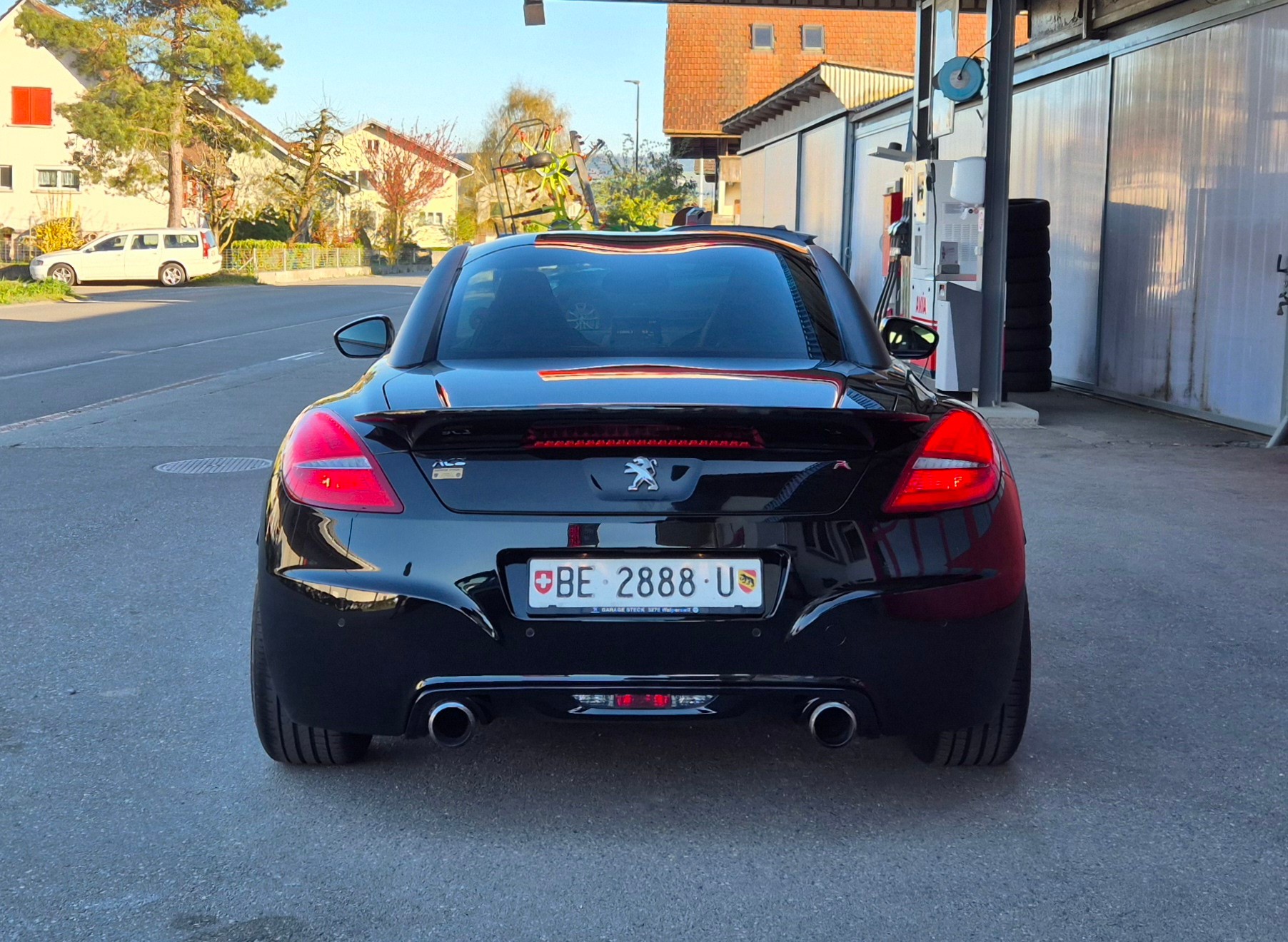 PEUGEOT RCZ R 1.6 Turbo-image-4