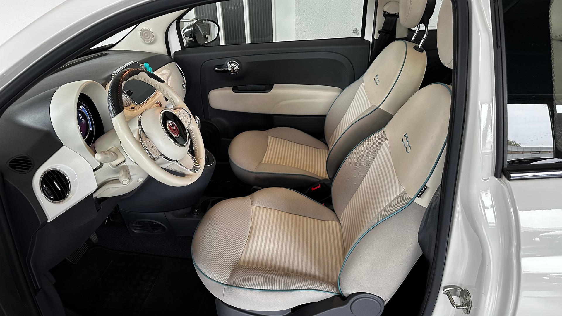 FIAT 500C 0.9 Twinair Anniversario Dualogic-image-11