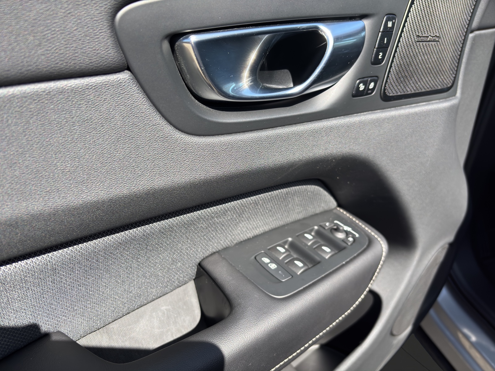 VOLVO XC60 2.0 T8 TE Polestar eAWD-image-8