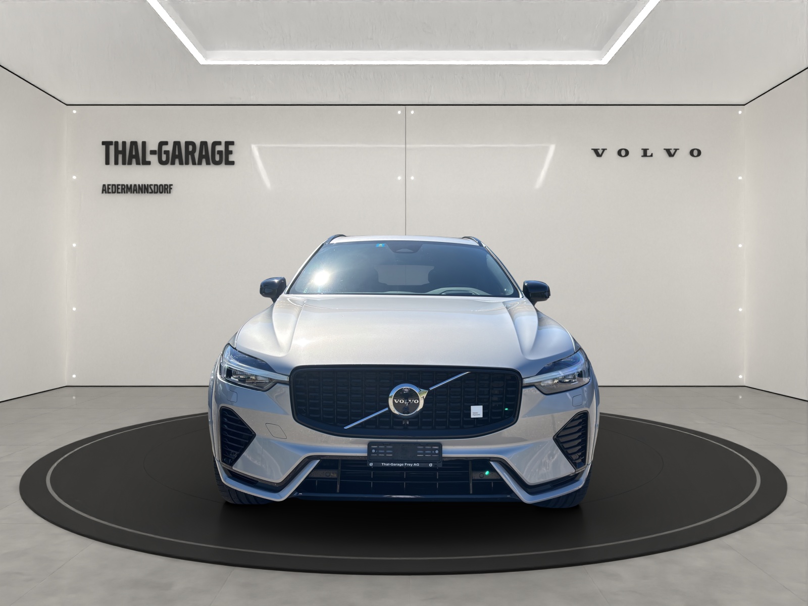 VOLVO XC60 2.0 T8 TE Polestar eAWD-showroom-element-3