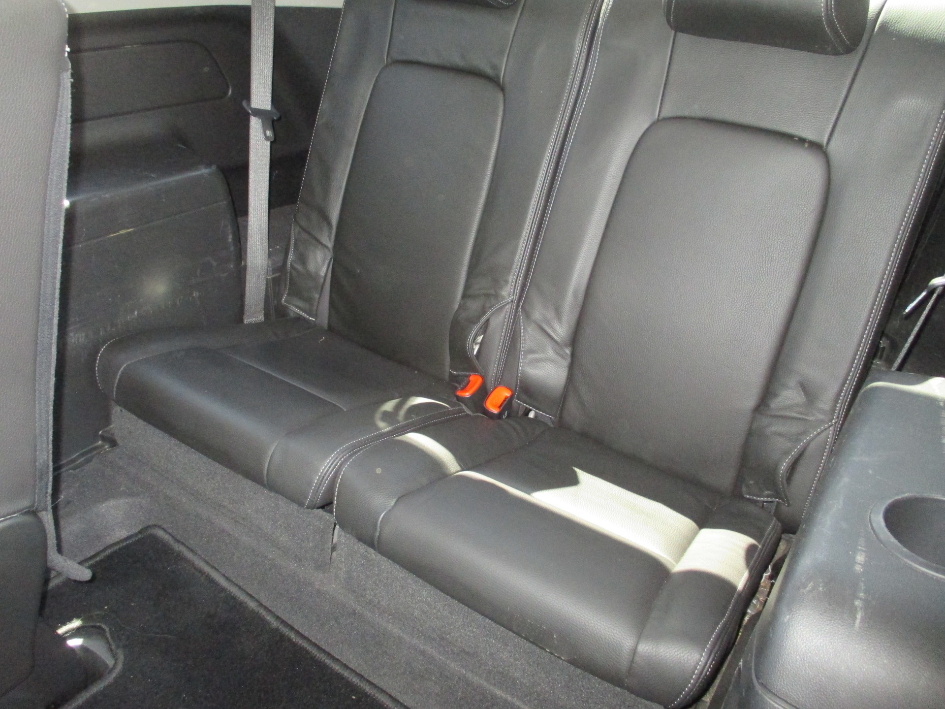 CHEVROLET Captiva 2.4 100 Anniversary 4WD Automatic-image-10