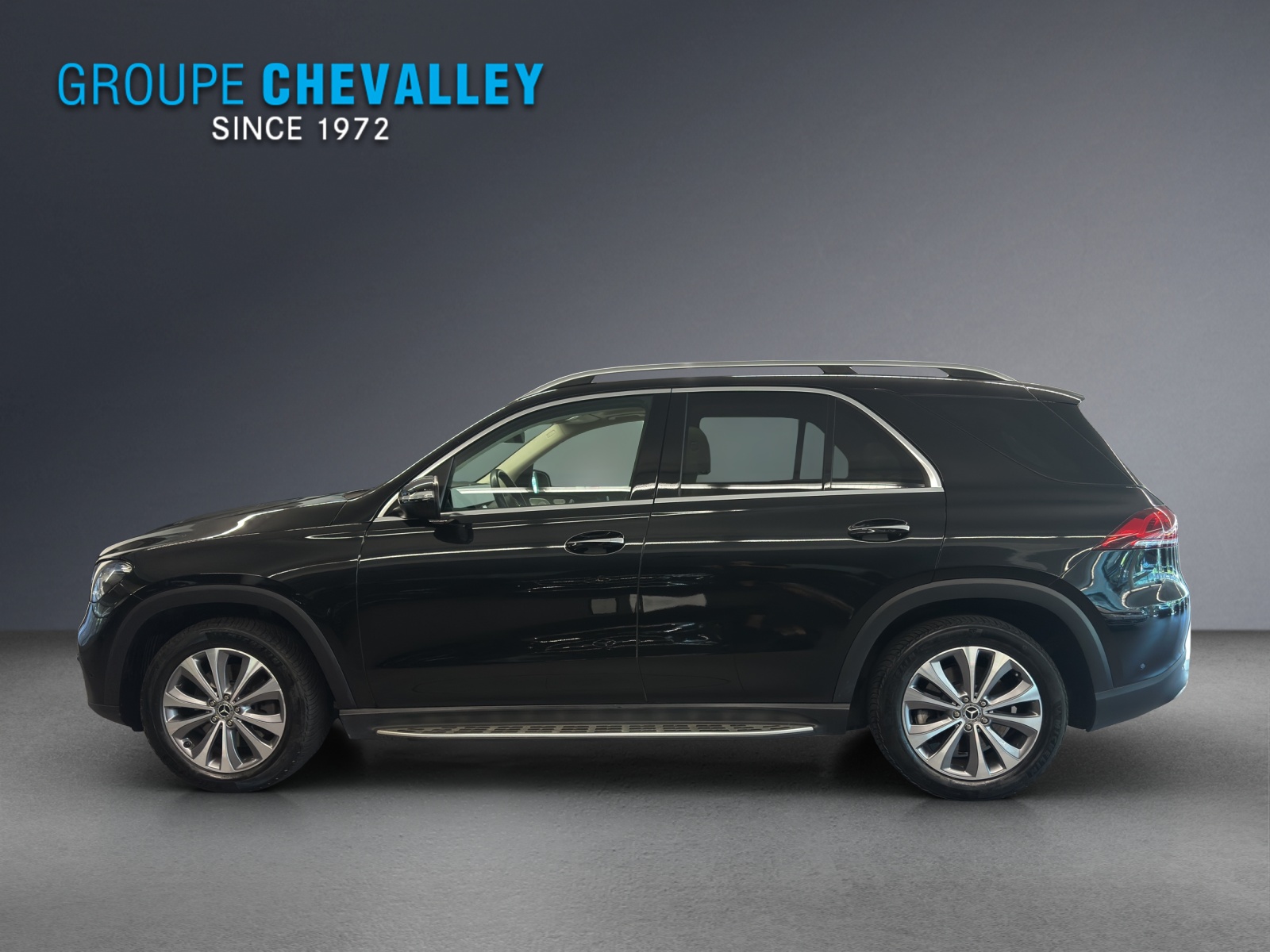 MERCEDES-BENZ GLE 300 d 4Matic-showroom-element-3