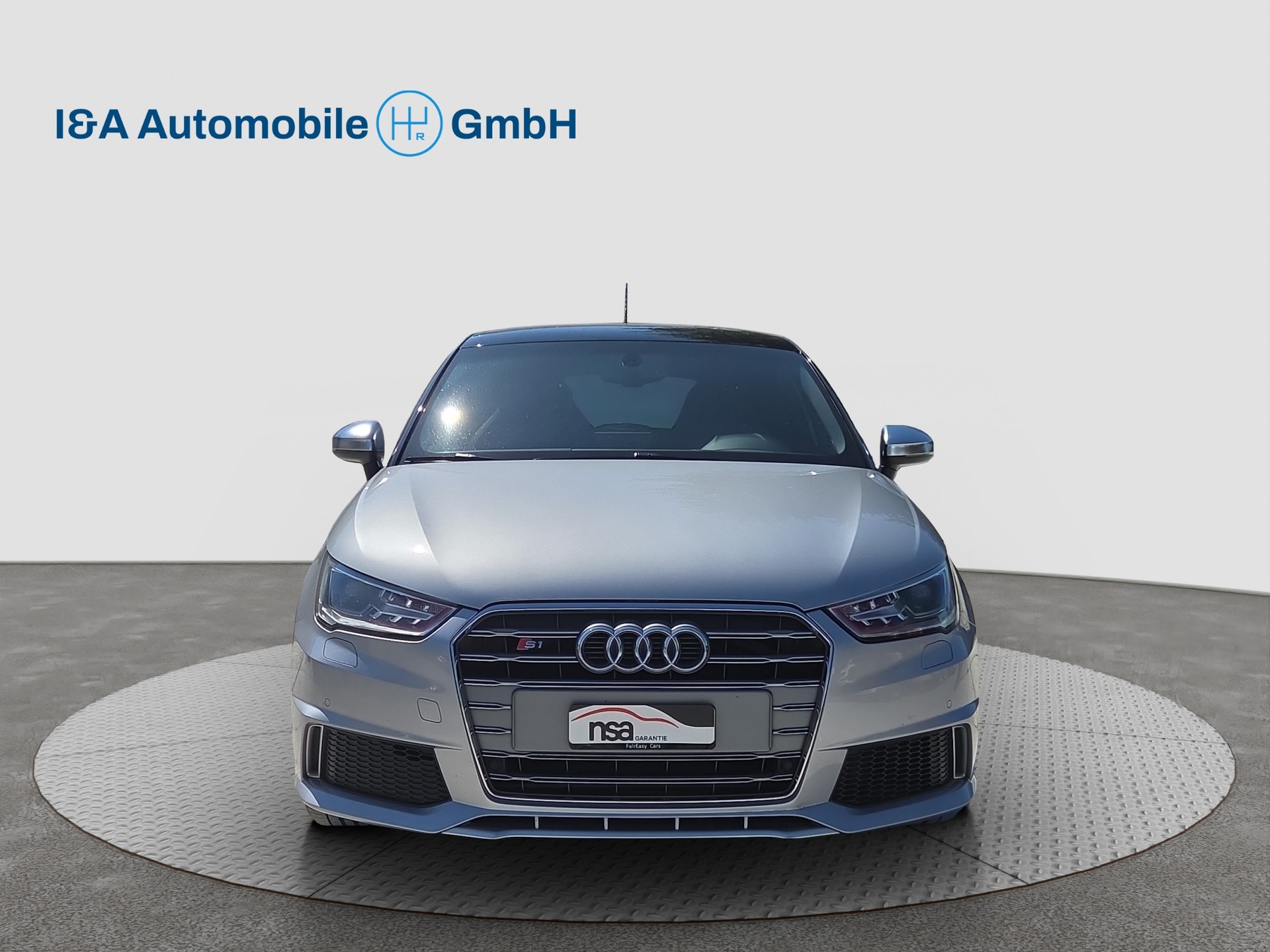 AUDI S1 Sportback 2.0 TFSI quattro-image-1