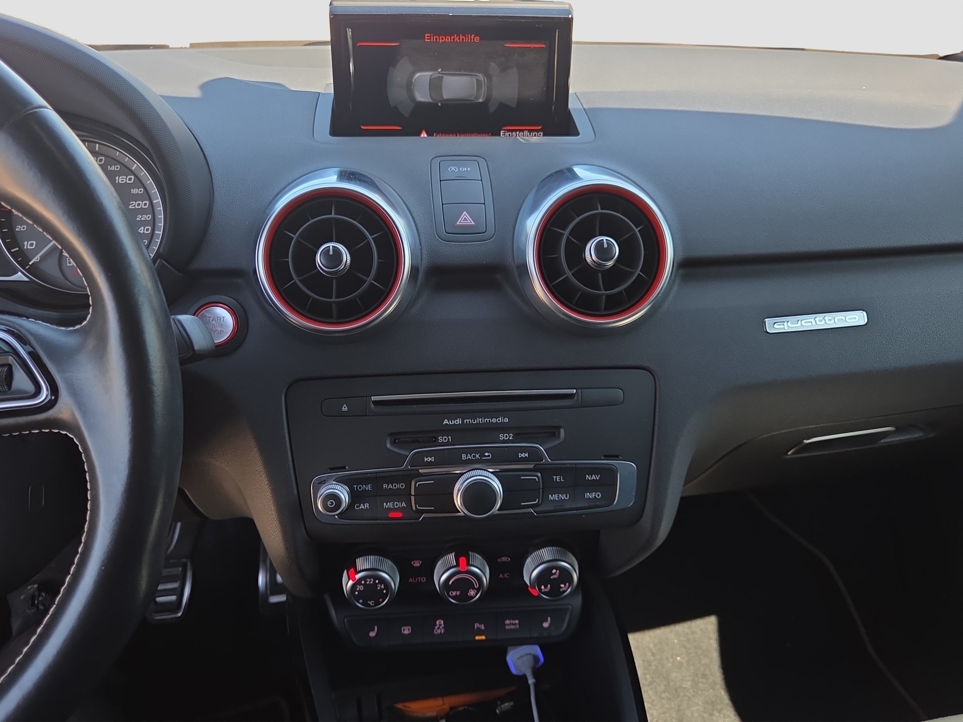 AUDI S1 Sportback 2.0 TFSI quattro-image-13