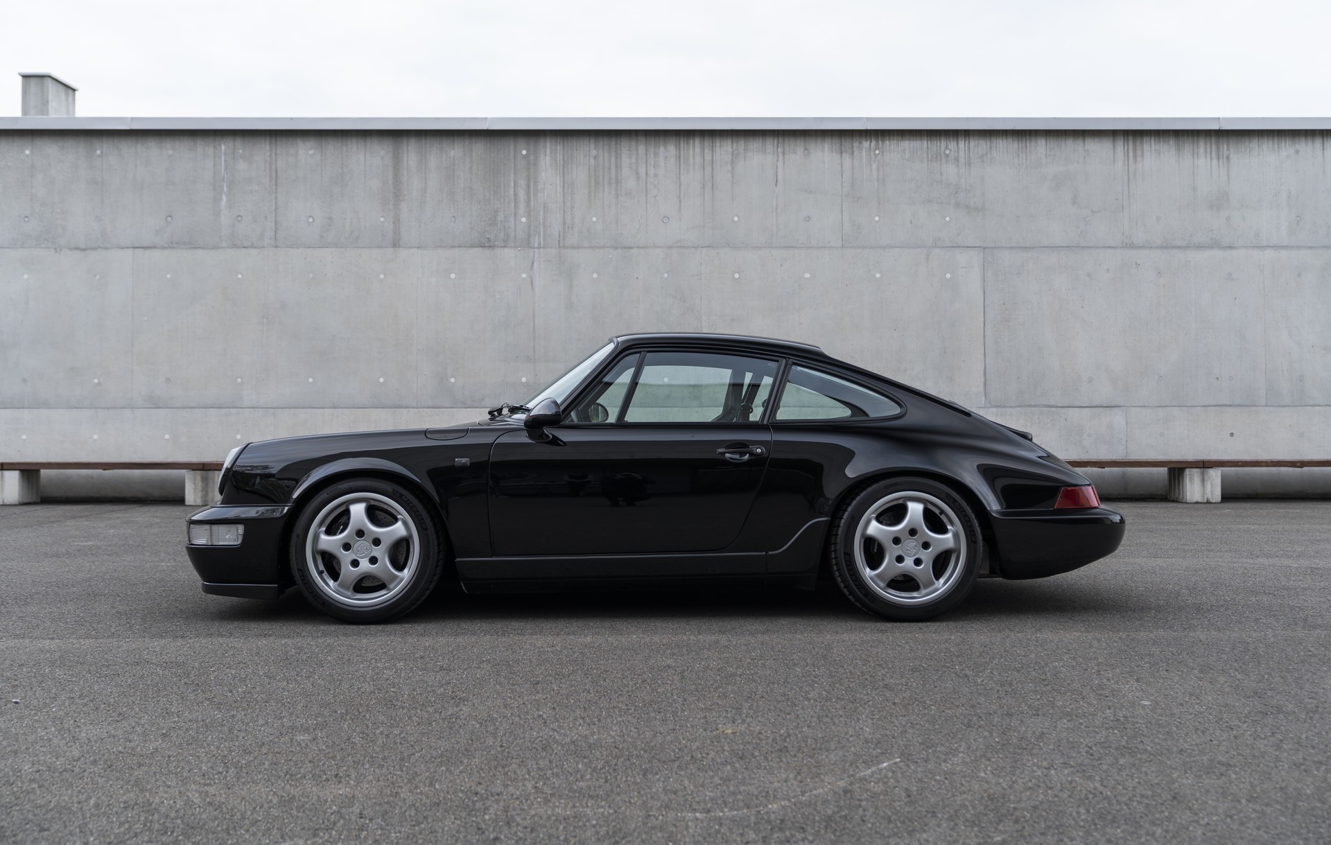 PORSCHE 911 Carrera 2 RS-image-1
