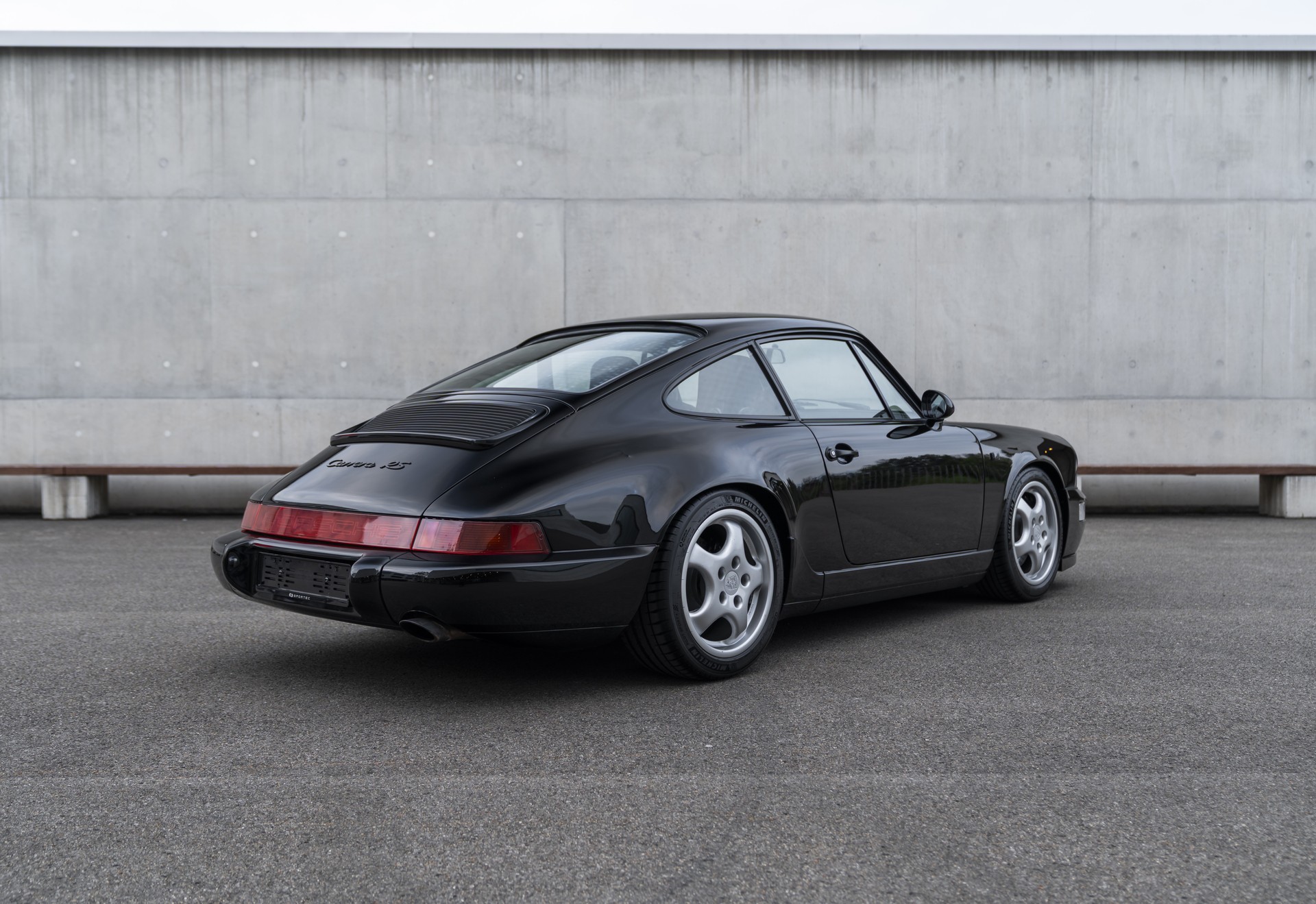PORSCHE 911 Carrera 2 RS-image-2