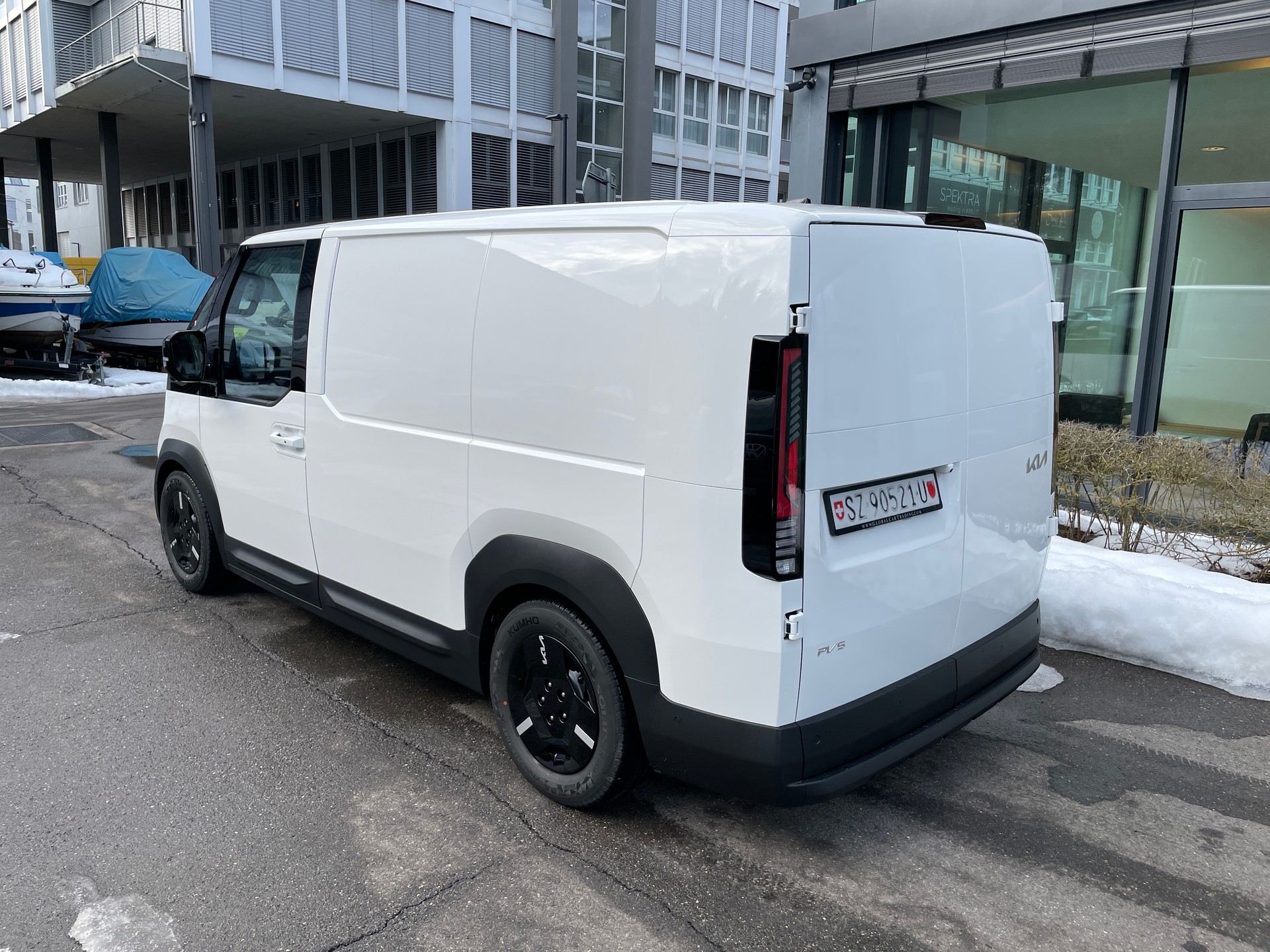 KIA PV5 Cargo 71.2 kWh Elite, Schiebetüre rechts-image-8