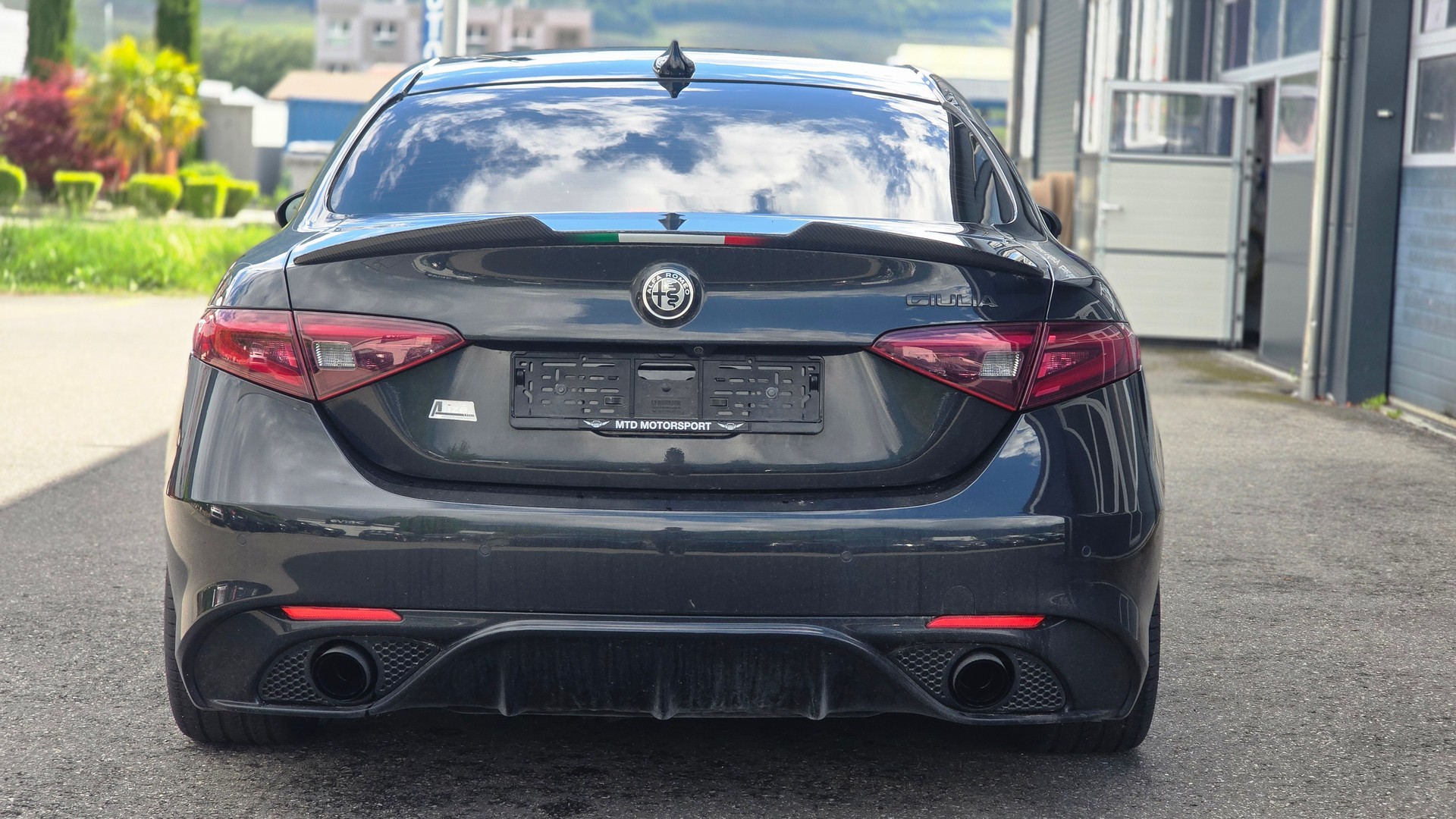 ALFA ROMEO Giulia 2.0 Veloce Q4 Automatic-image-4