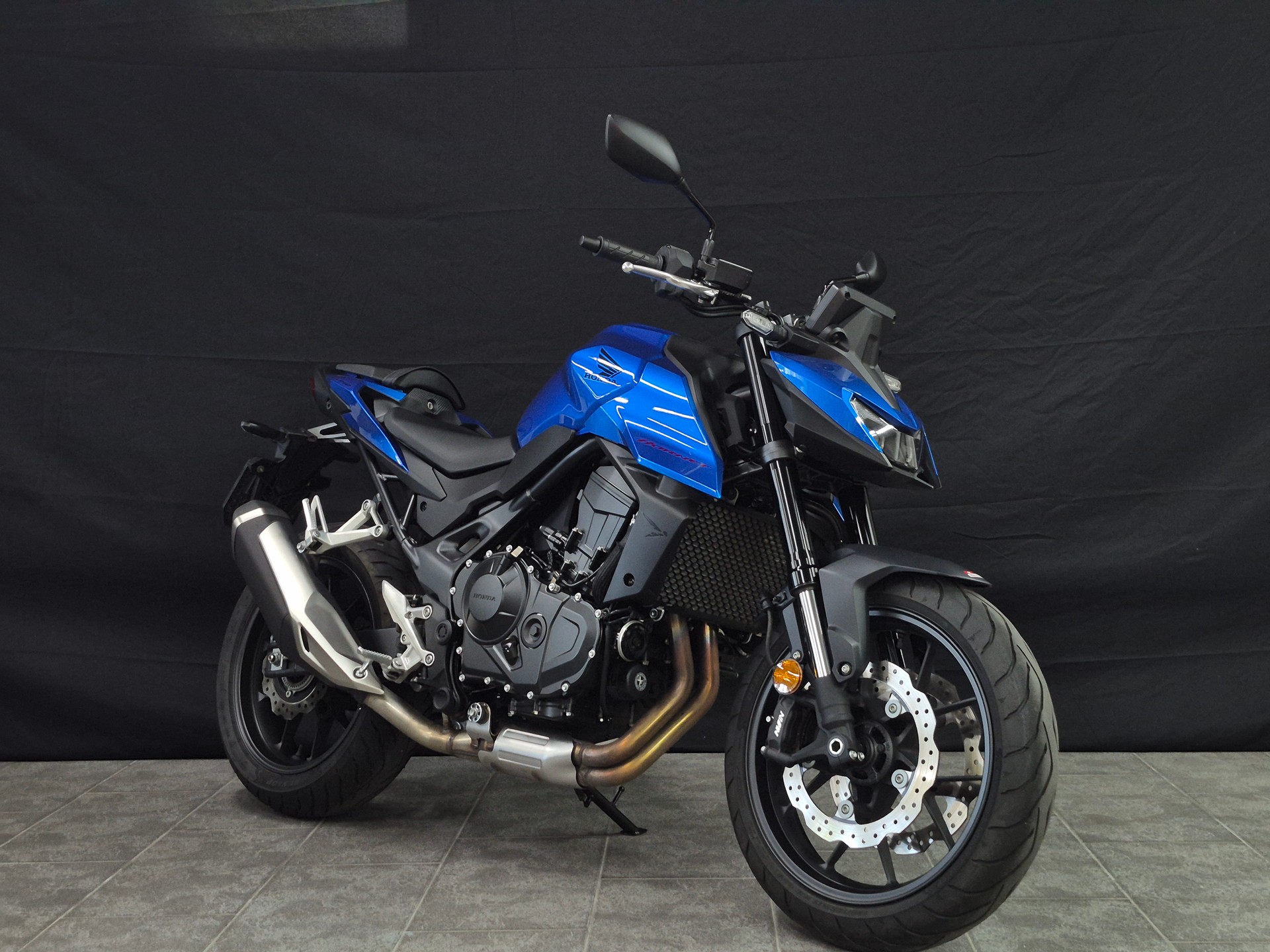 HONDA CB 750 Hornet-image-1