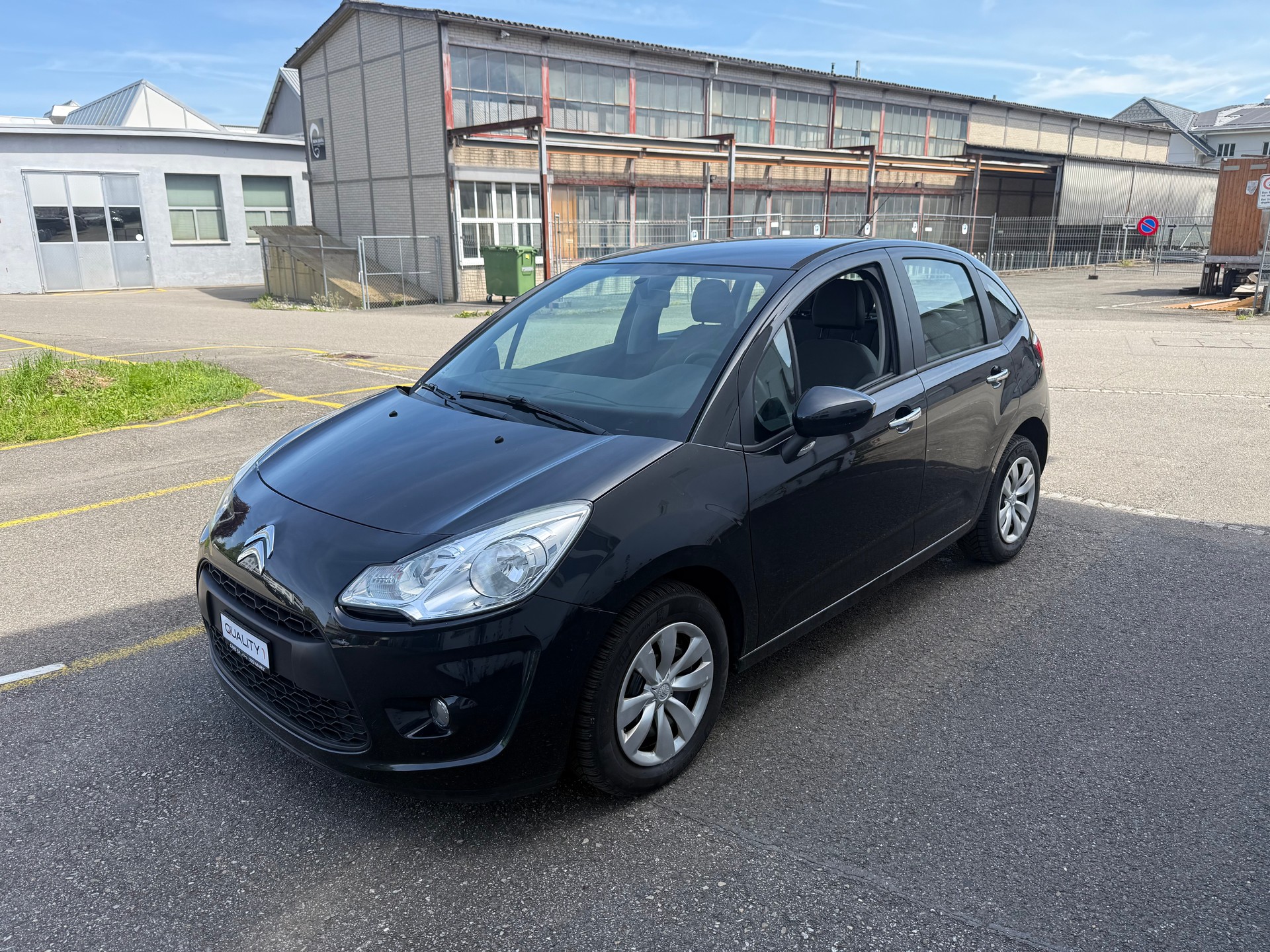 CITROEN C3 1.4i Attraction-image-1