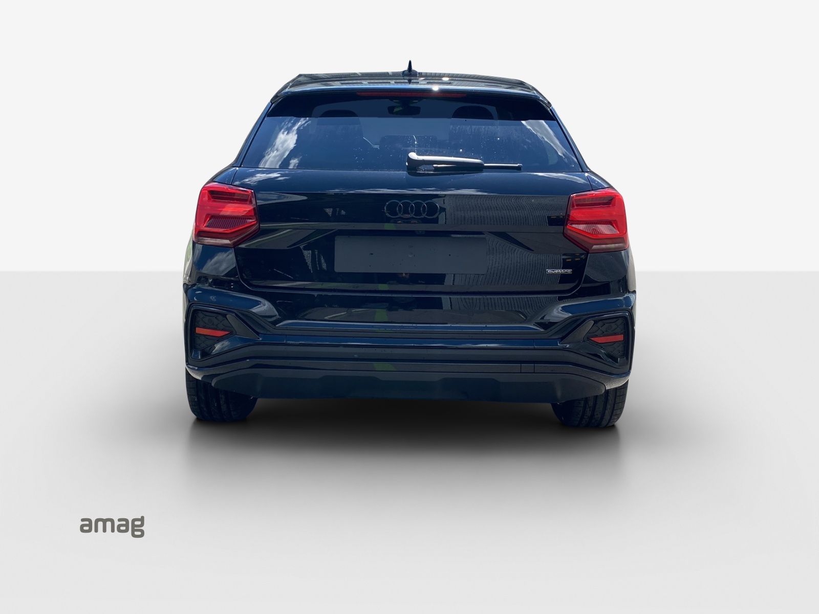 AUDI Q2 40 TFSI S line quattro S-tronic-showroom-element-3