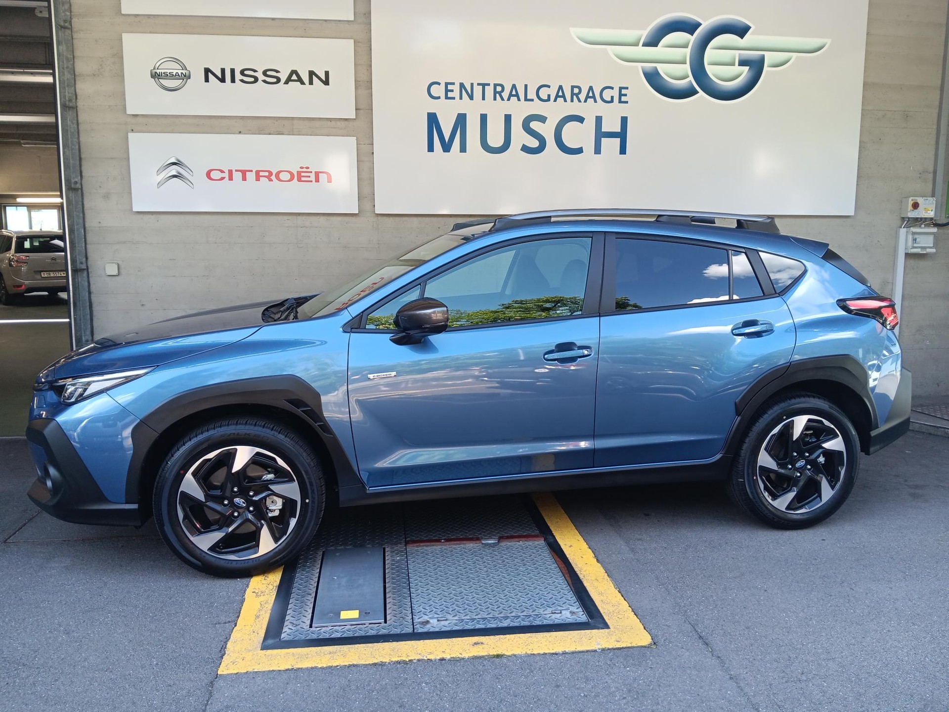SUBARU Crosstrek 2.0 e-Boxer Swiss Plus AWD Lineartronic-showroom-element-1