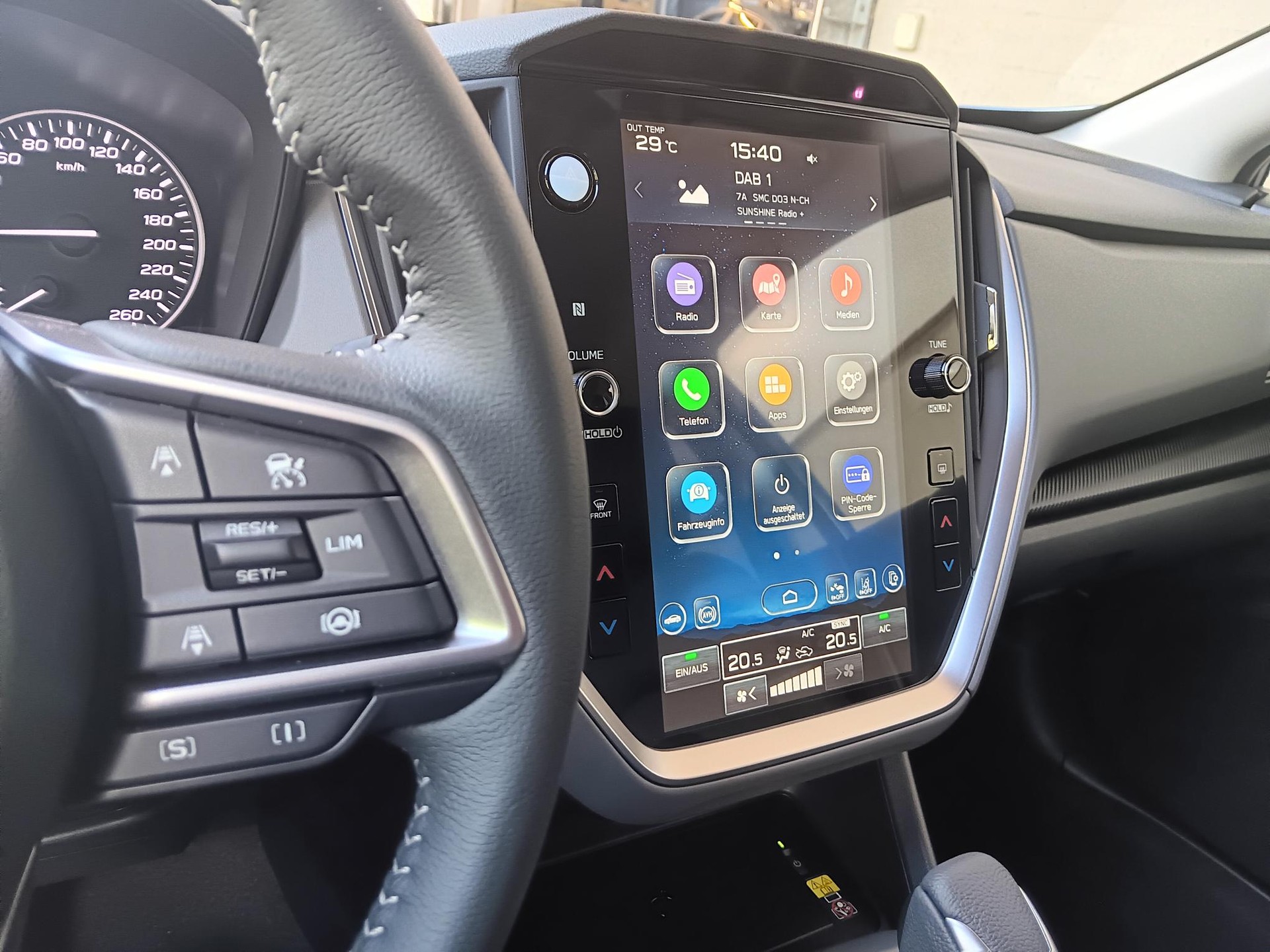 SUBARU Crosstrek 2.0 e-Boxer Swiss Plus AWD Lineartronic-image-9