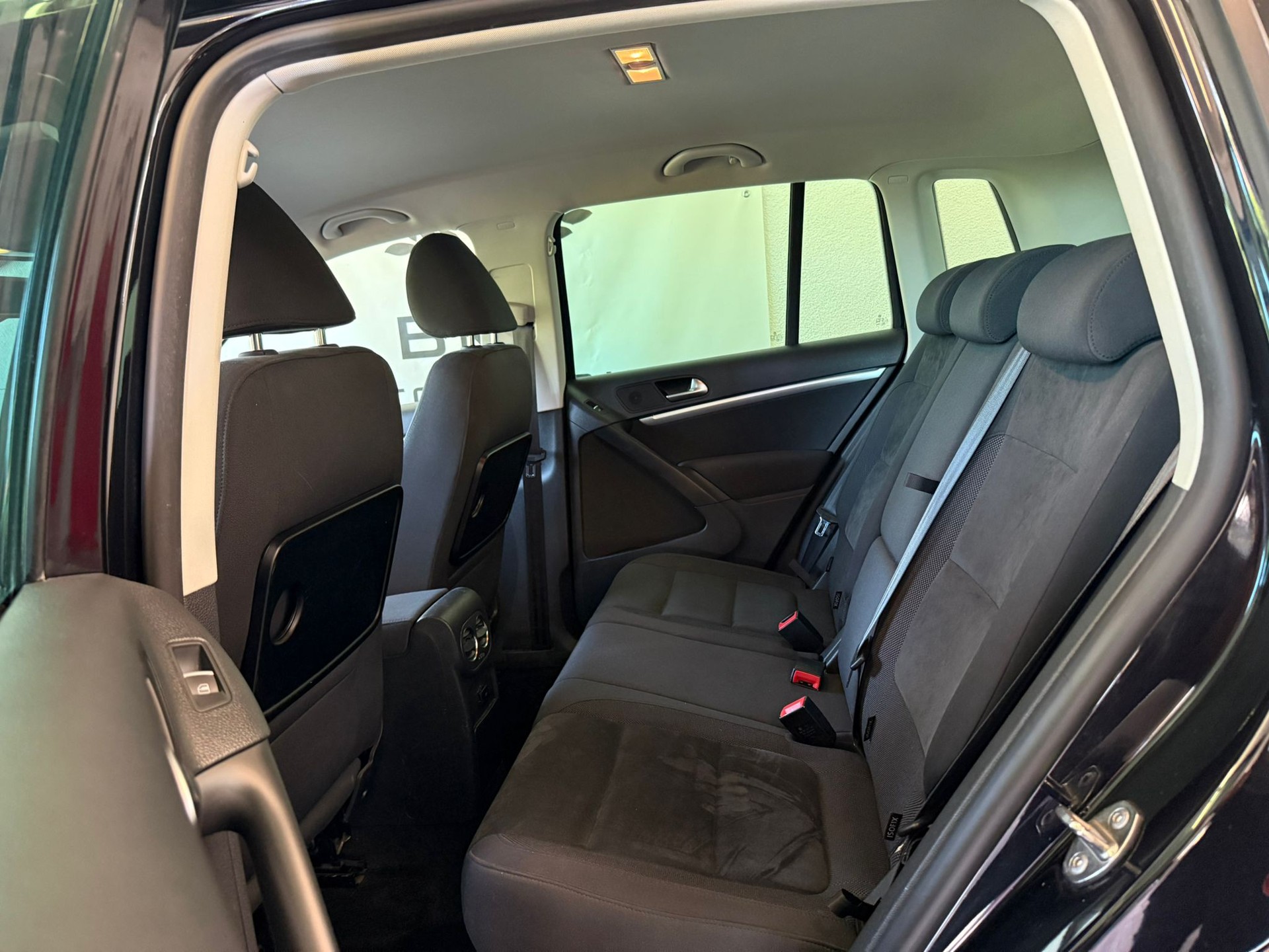 VW Tiguan 1.4 TSI Trend&Fun 4Motion-image-9