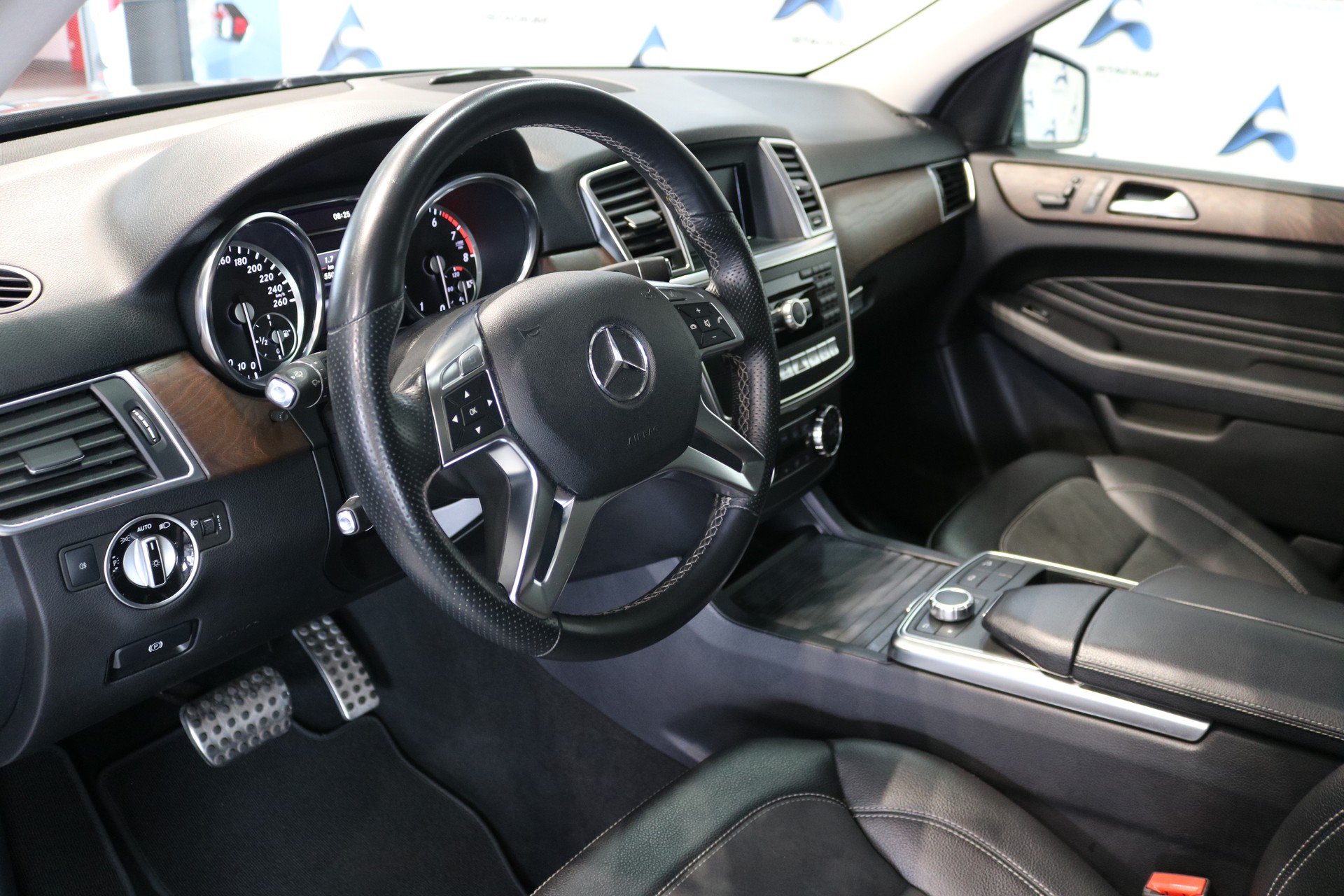 MERCEDES-BENZ ML 350 Executive 4Matic 7G-Tronic-image-1
