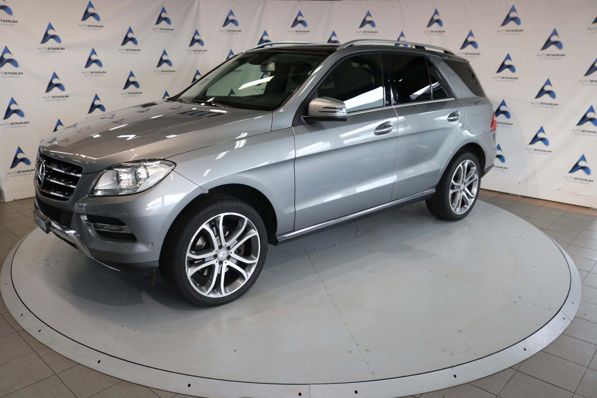 MERCEDES-BENZ ML 350 Executive 4Matic 7G-Tronic-image-11