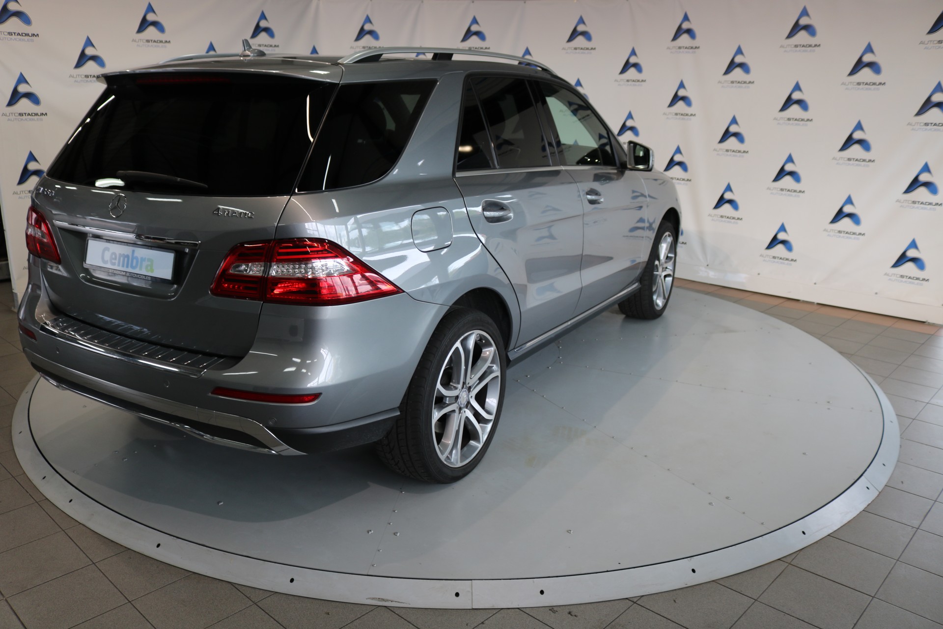 MERCEDES-BENZ ML 350 Executive 4Matic 7G-Tronic-image-21