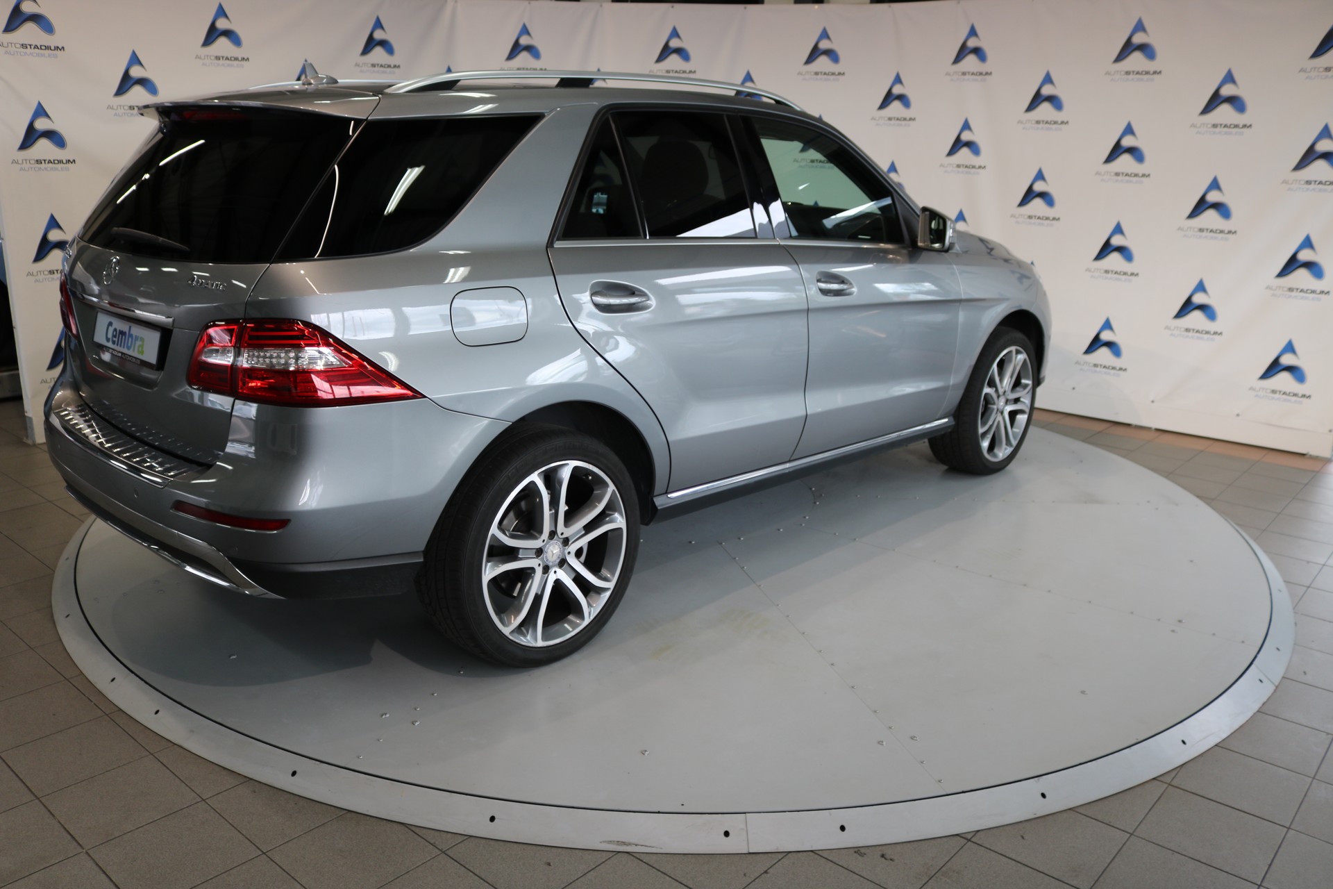 MERCEDES-BENZ ML 350 Executive 4Matic 7G-Tronic-image-22