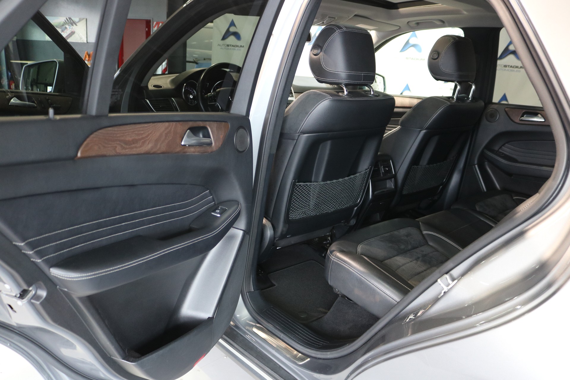 MERCEDES-BENZ ML 350 Executive 4Matic 7G-Tronic-image-40