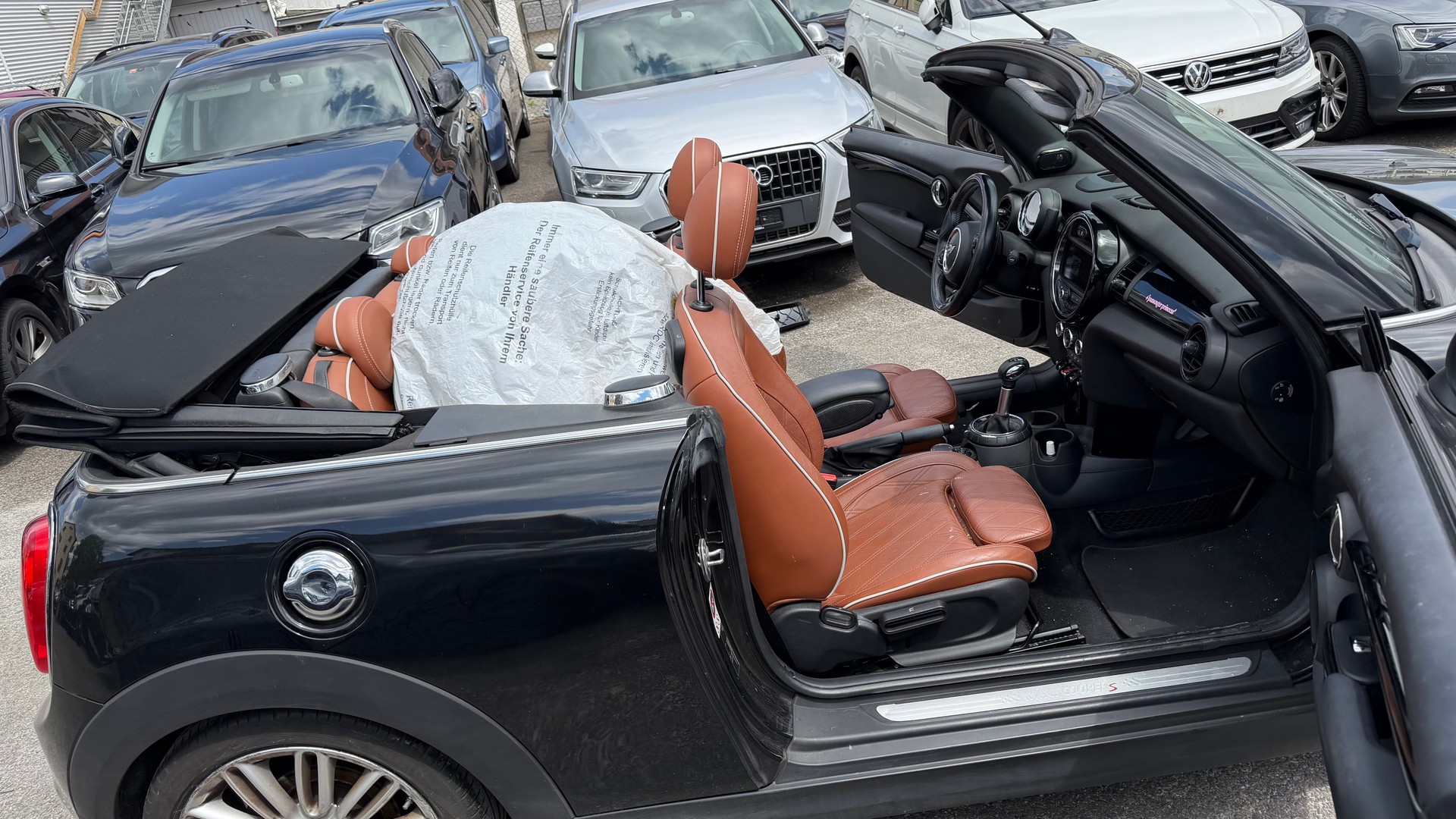 MINI Cooper S Cabriolet Steptronic-image-9