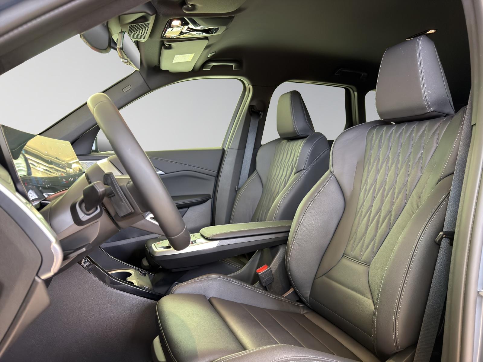 BMW X1 23i xDrive M-SportPaket-image-10